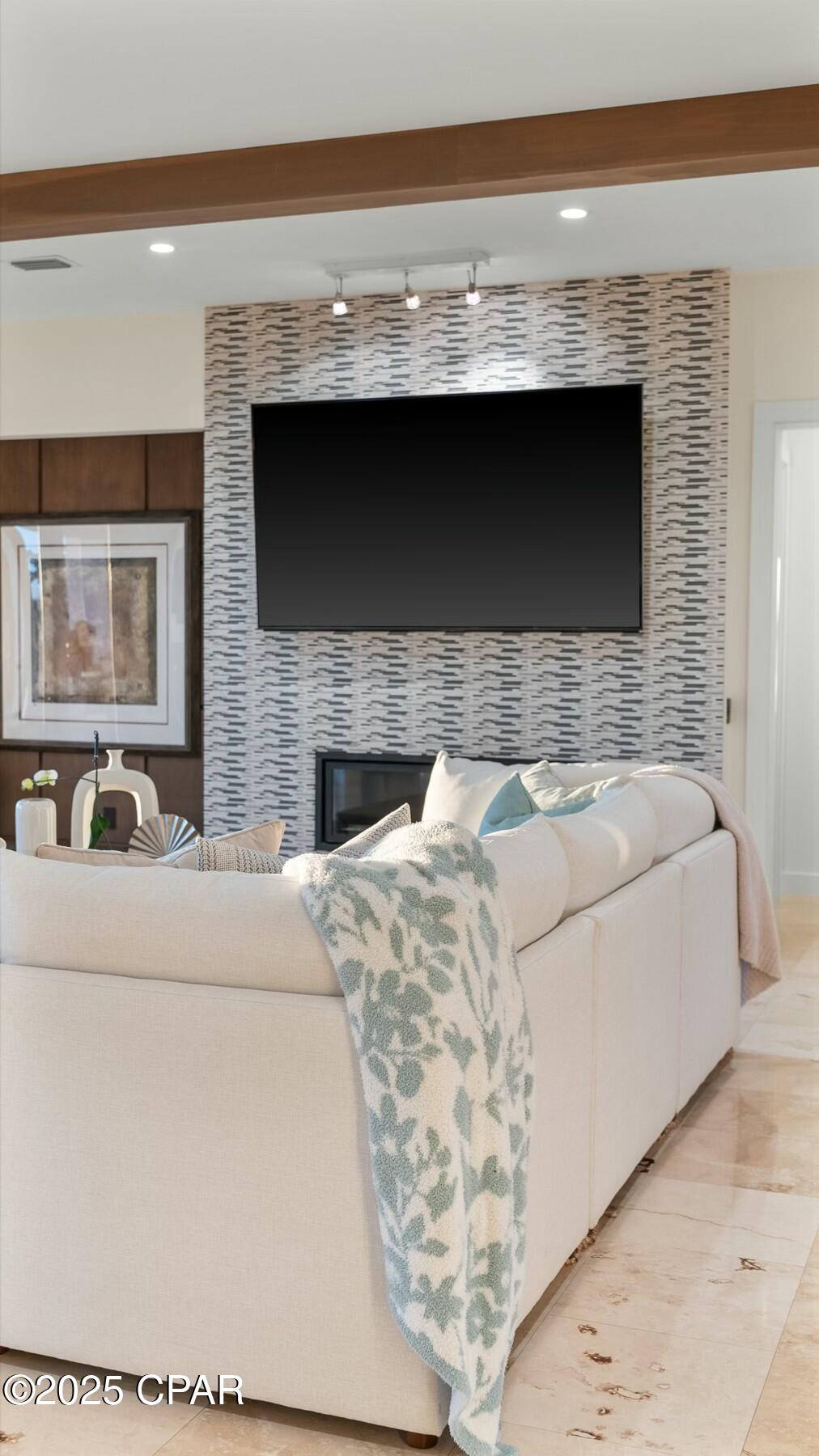 Qjcox6ddhwp2okzhqbqar4tm_w2kakqyh8xe5pffytm