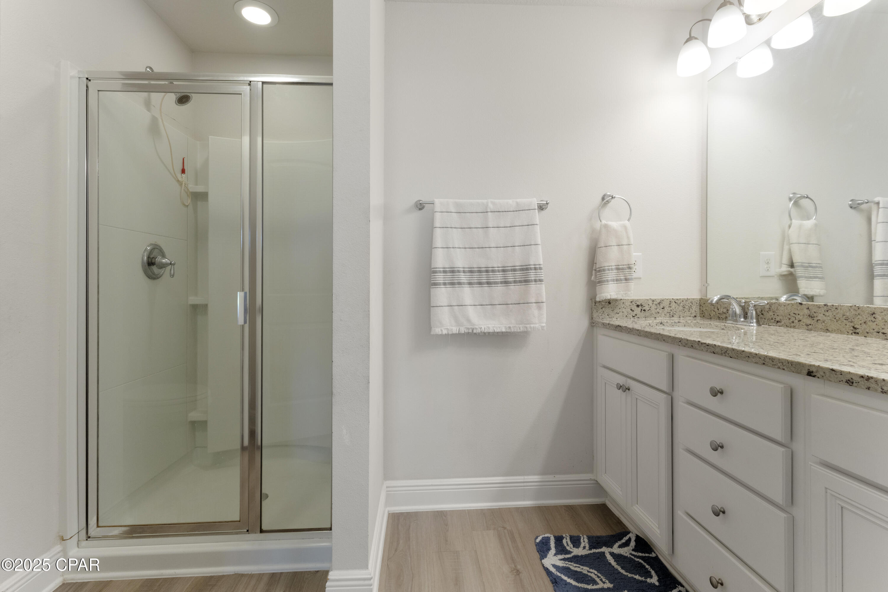 Onlxa2w_ucfsutyx5ejinog_hwl00ogq8117y9sgl3e