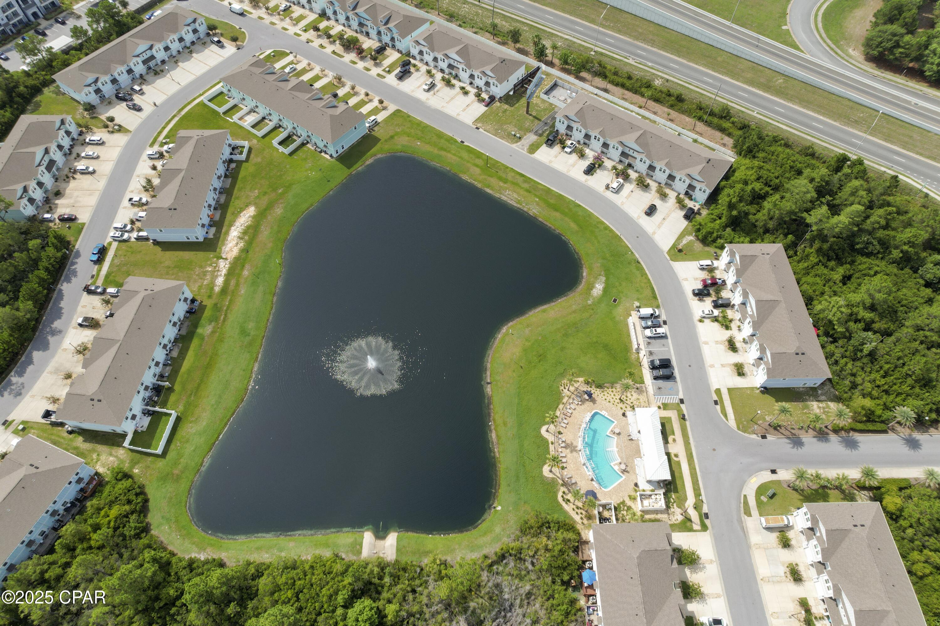 Xcrgp9f2tary4oti7toesmcr3i Yjgw_42m_e8jqcck