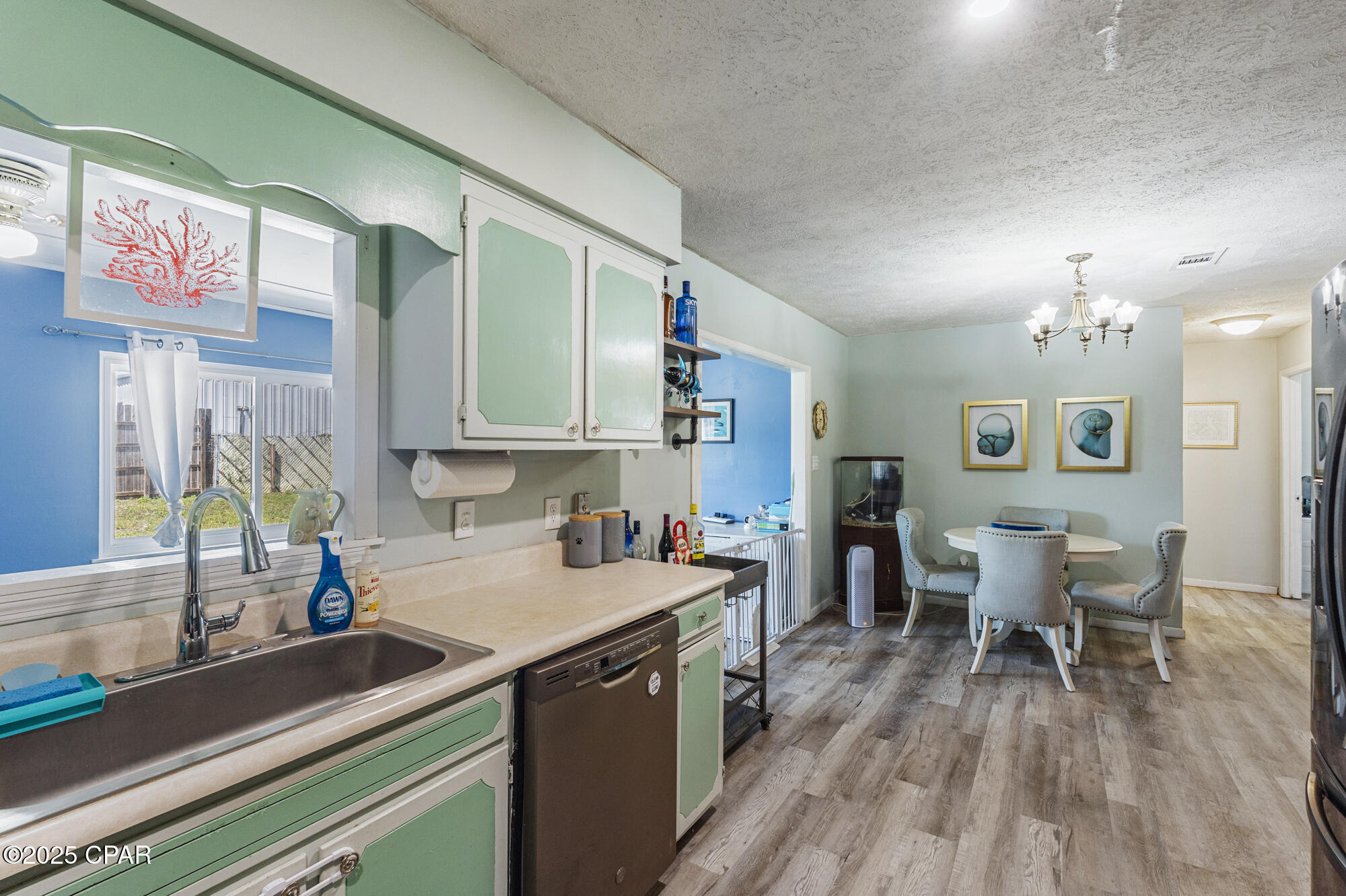 Bqpre_vq9cd2pwc0utd3gkbfvffpxgs8i39emyzuyby