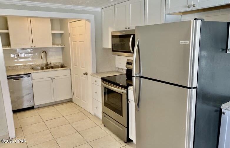 Bkkvf_8bwq3e88hdjwfj5zqswxi1lwxp_rwqyeqckwo