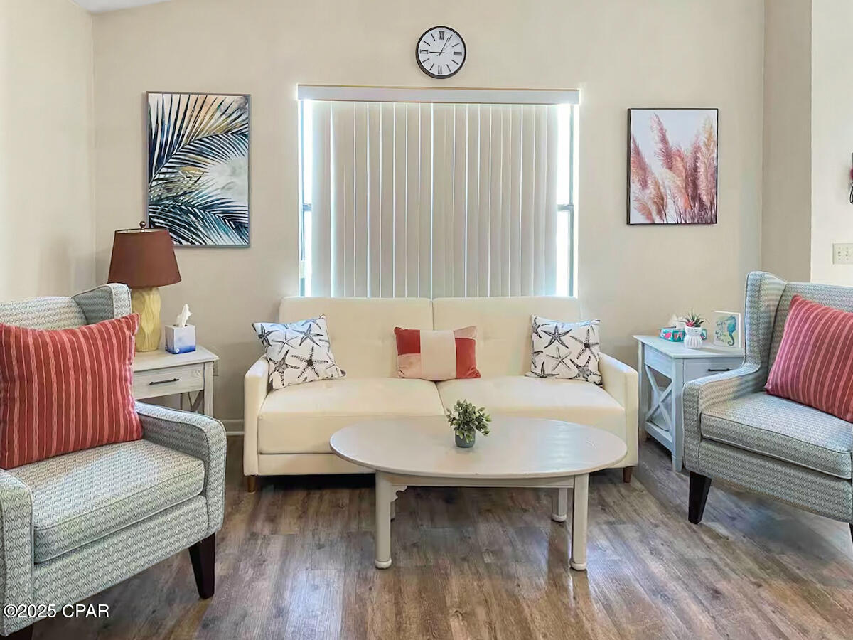 P_rupk Tkxqi1j2leqh3ahnvdztvn3rn6wlrgcyrg10