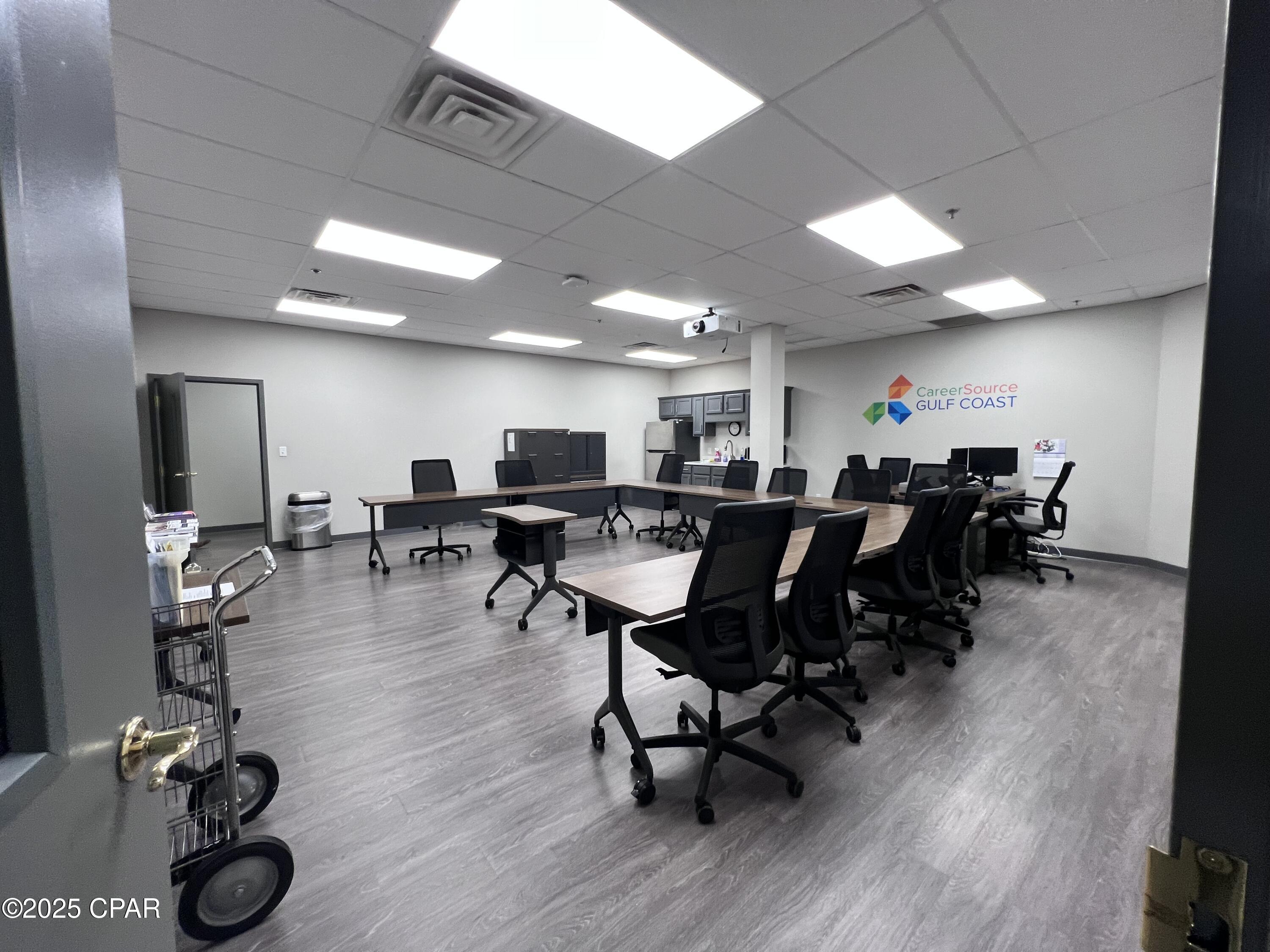 Aiwcegwf72uowxw_vhzdej3xvpz Ho_zyytu04dkudy