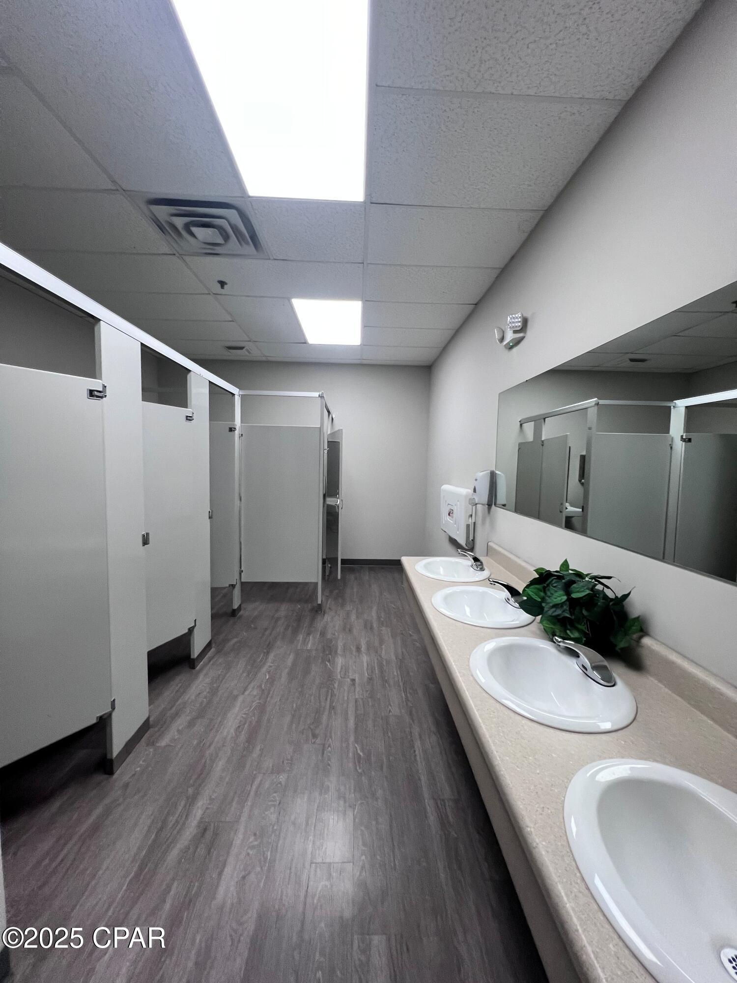 Image 23 For 615 Highway 231