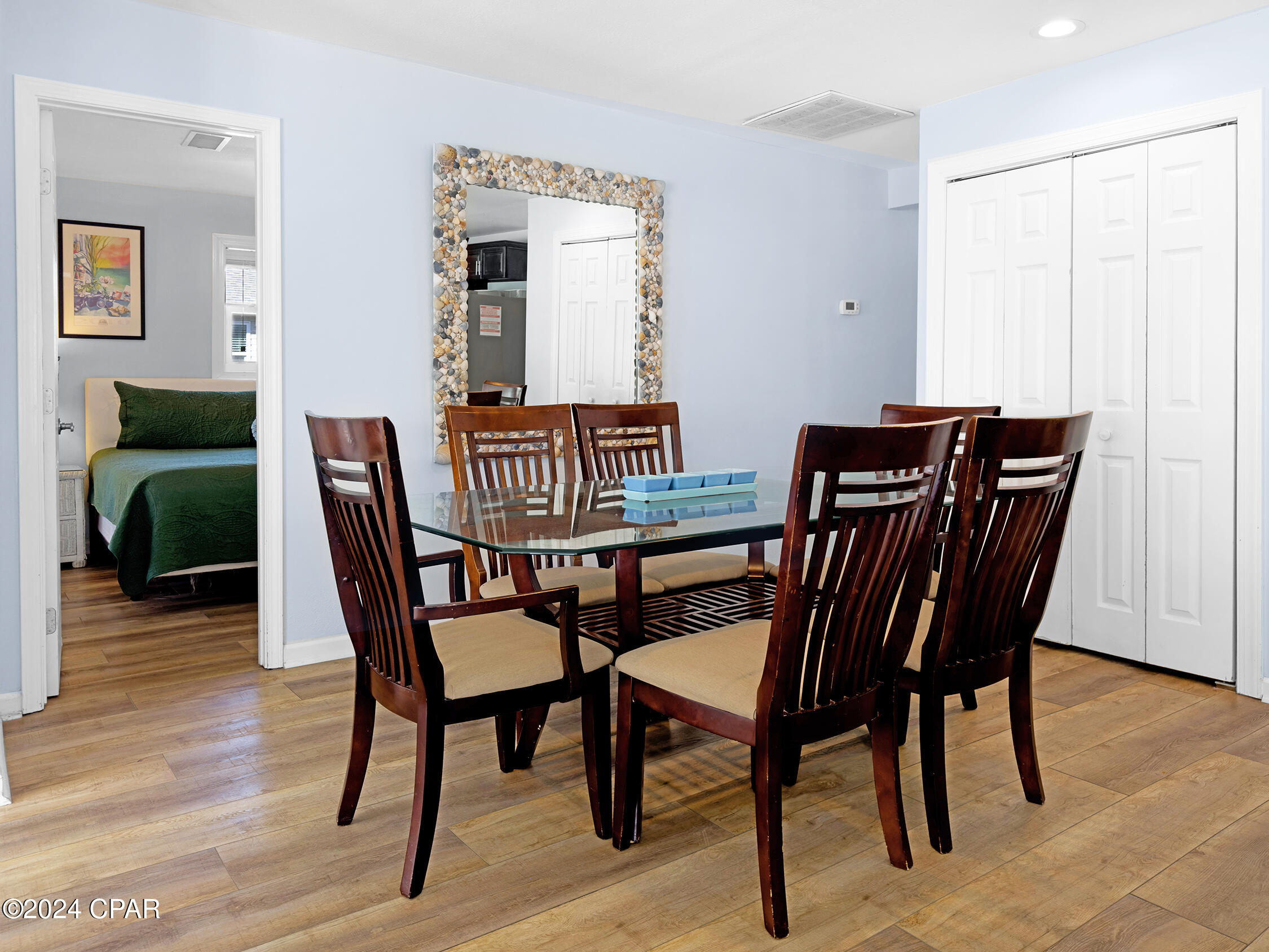 Image 9 For 320 Moonrise Avenue