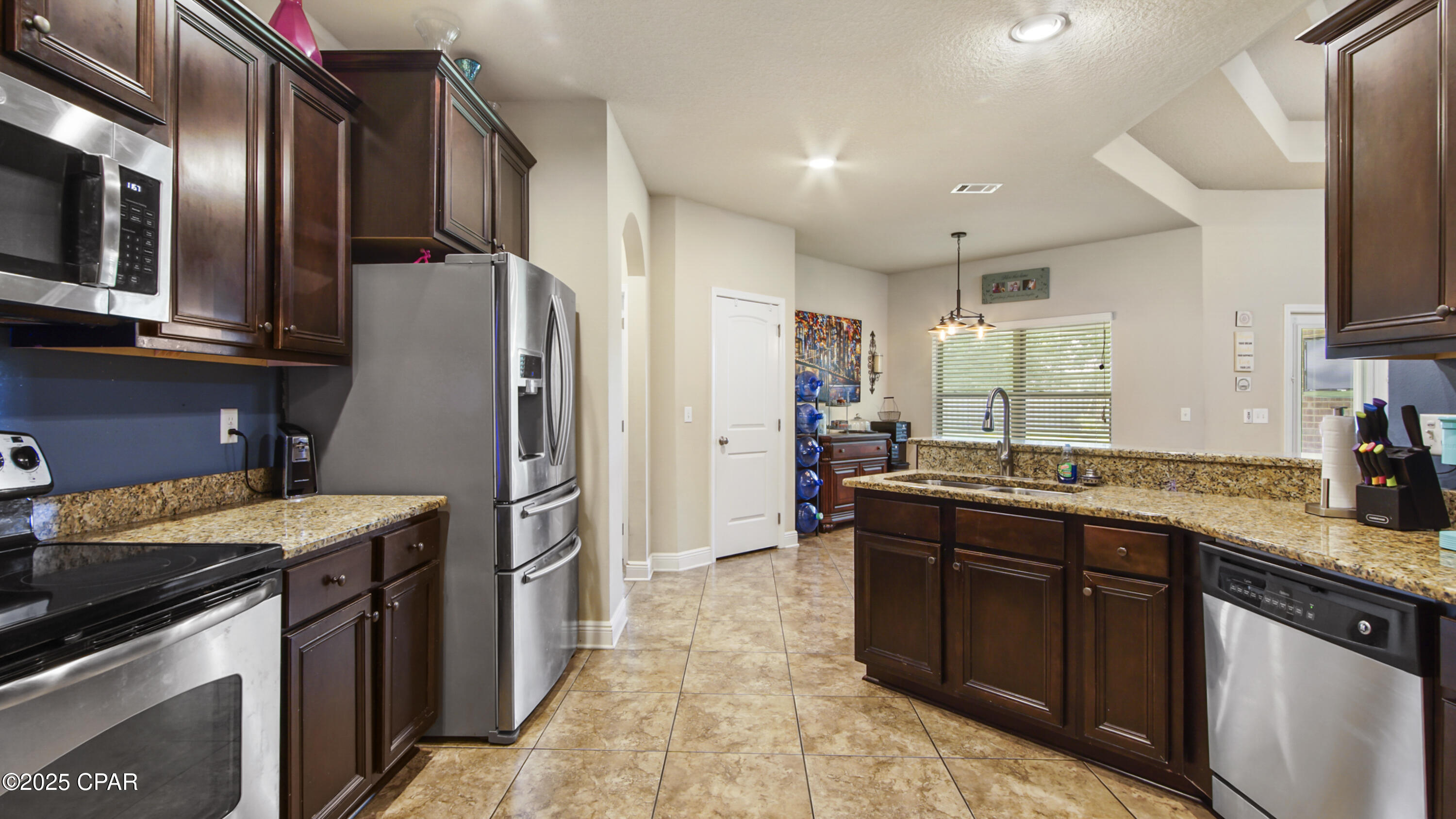 Af35n2u0hdqtfd41eumfllrabvjqnyynukhjamkq0qk