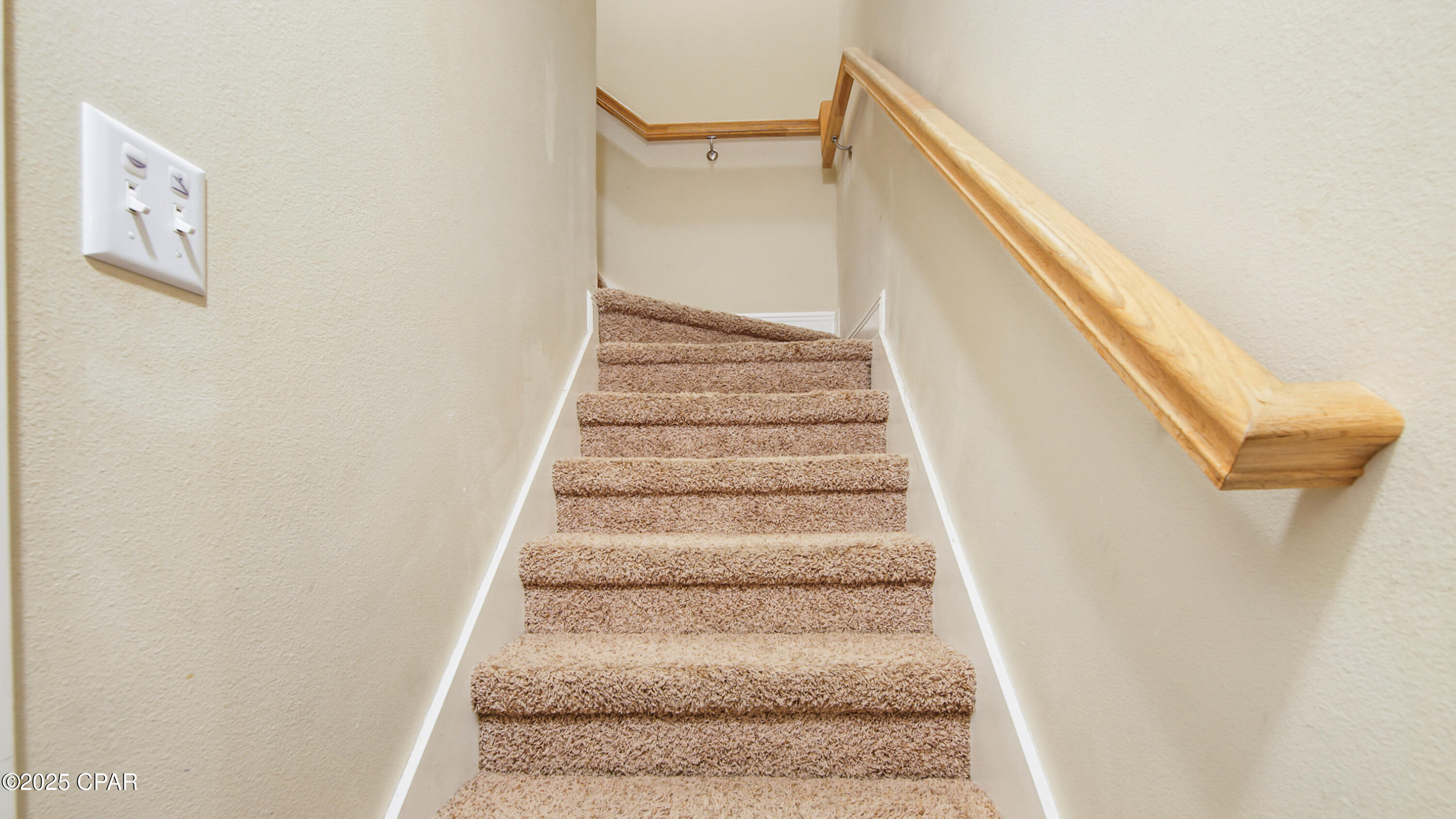 4wo8ufz1ja4x_ebyegei Knqhtkzj6t Hptl4twfbs4