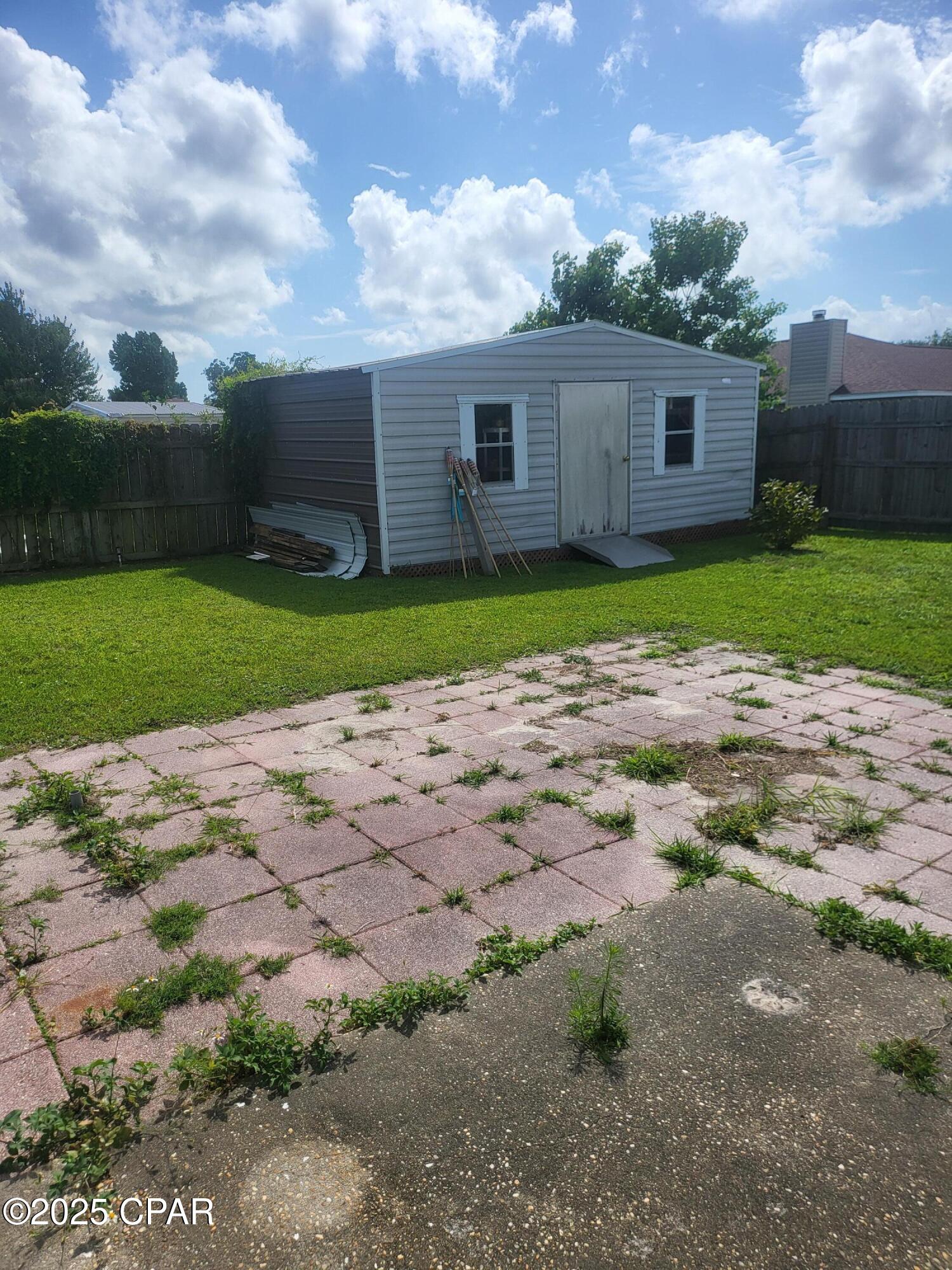 Idnc T 2qxhacjuxdpylgfl4_nlynw7zvbvpjh1rurq