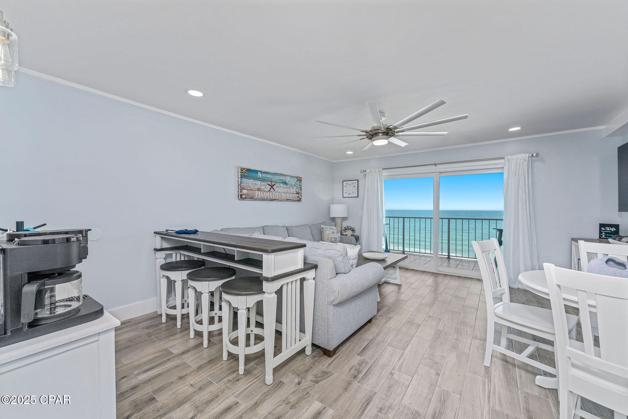 Image 1 For 8743 Thomas Drive 1110