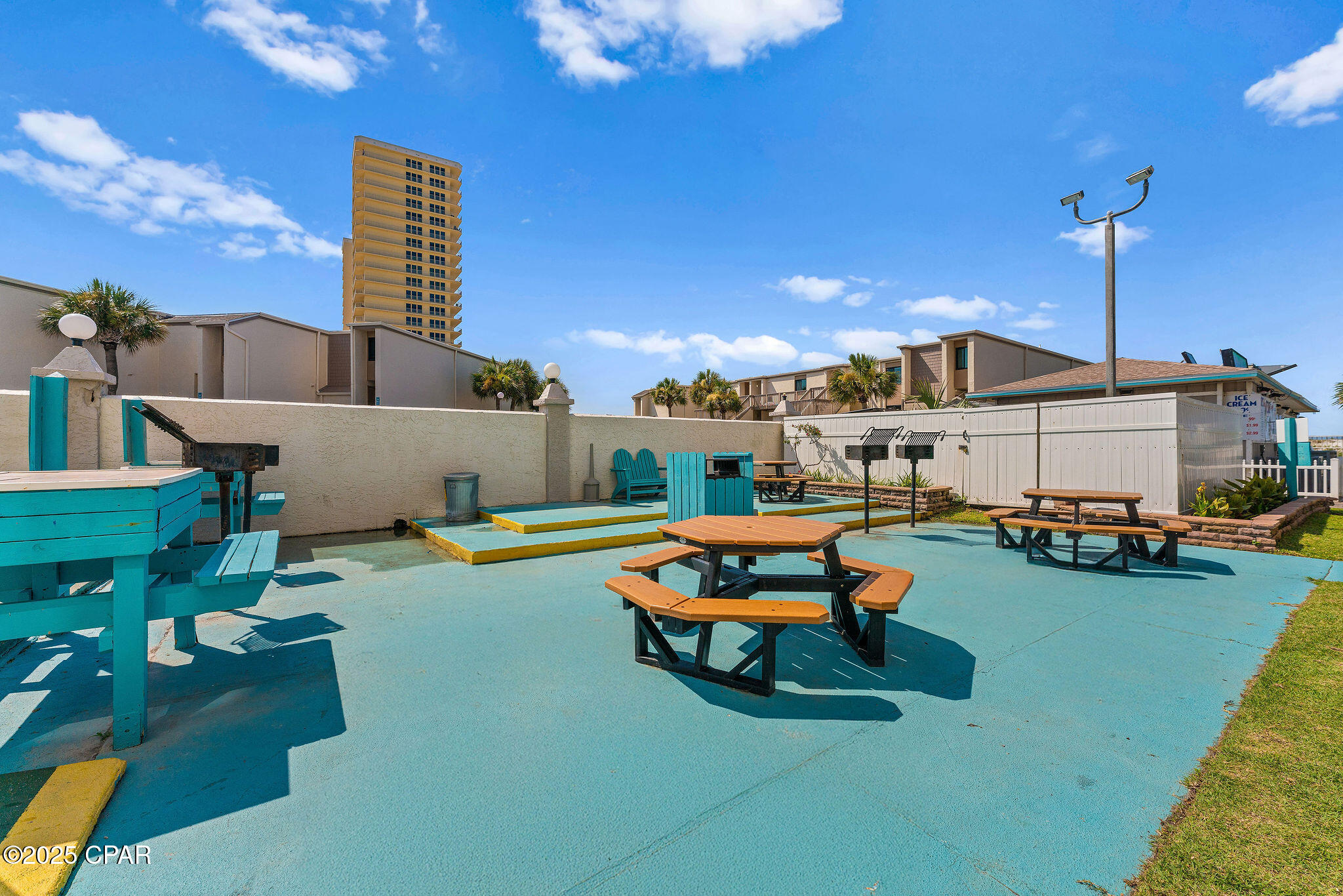 Image 75 For 8743 Thomas Drive 1110