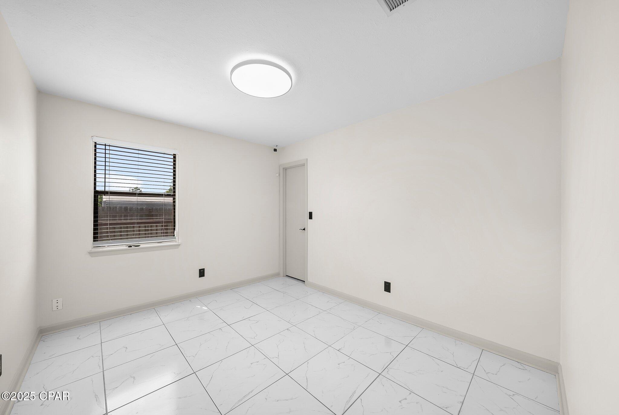 Amk__mi 9kvnlvlb0bwb_vtk7plo0efyakgcf8_fe9s