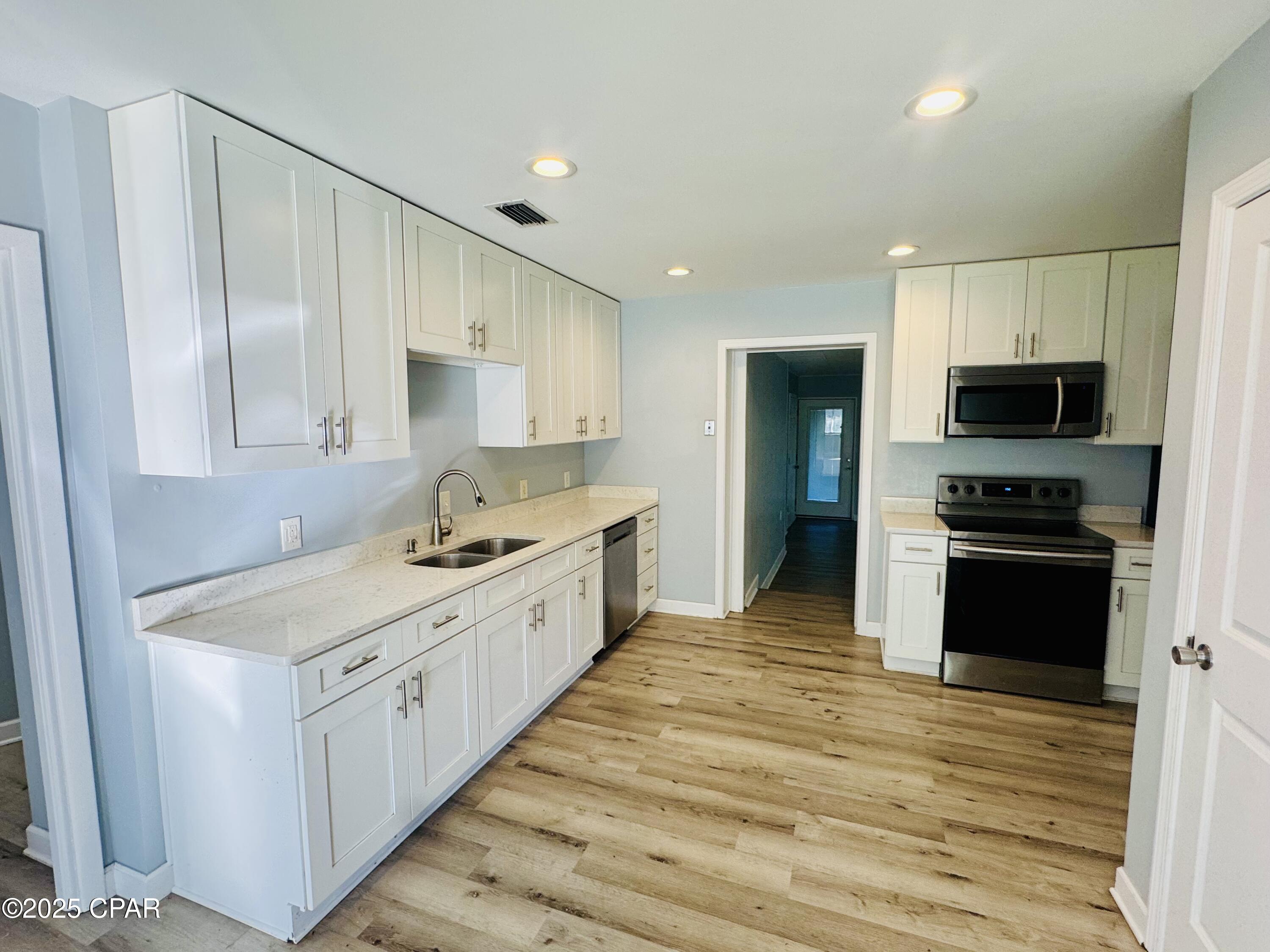 R2kybbirtydo9dhkoggbu4ojc992hdpyj4t6xhdu3kq