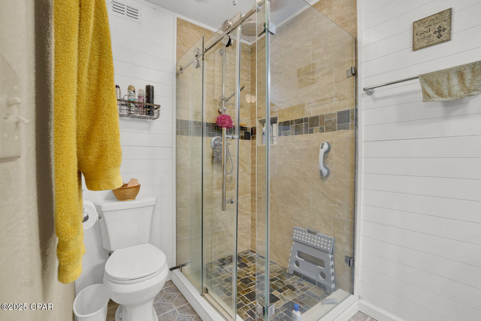 Image 14 For 926 Pitts Avenue