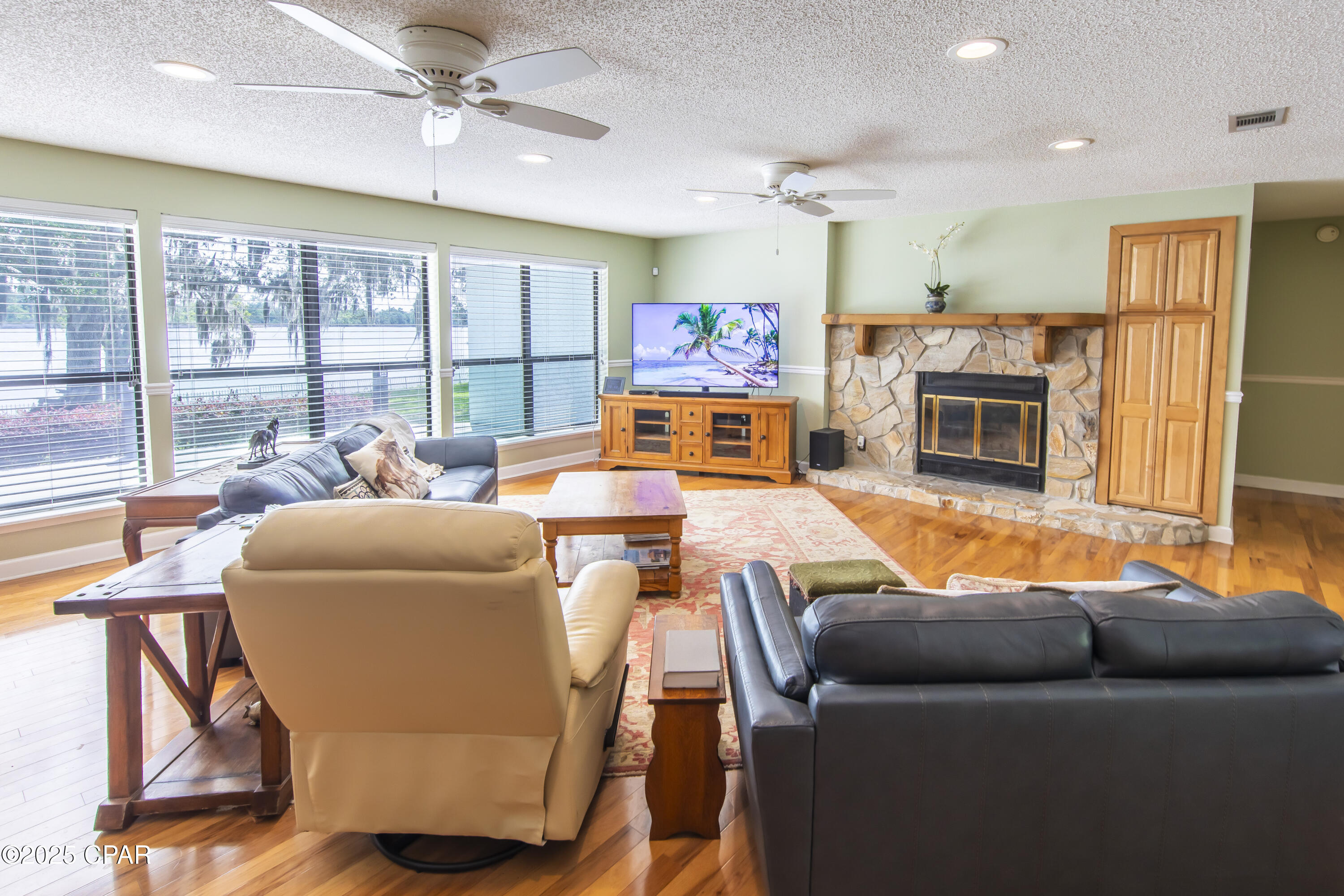 8ahnck65zvuexbs6 8atypn3jucm Hbkvyloumw 0ly