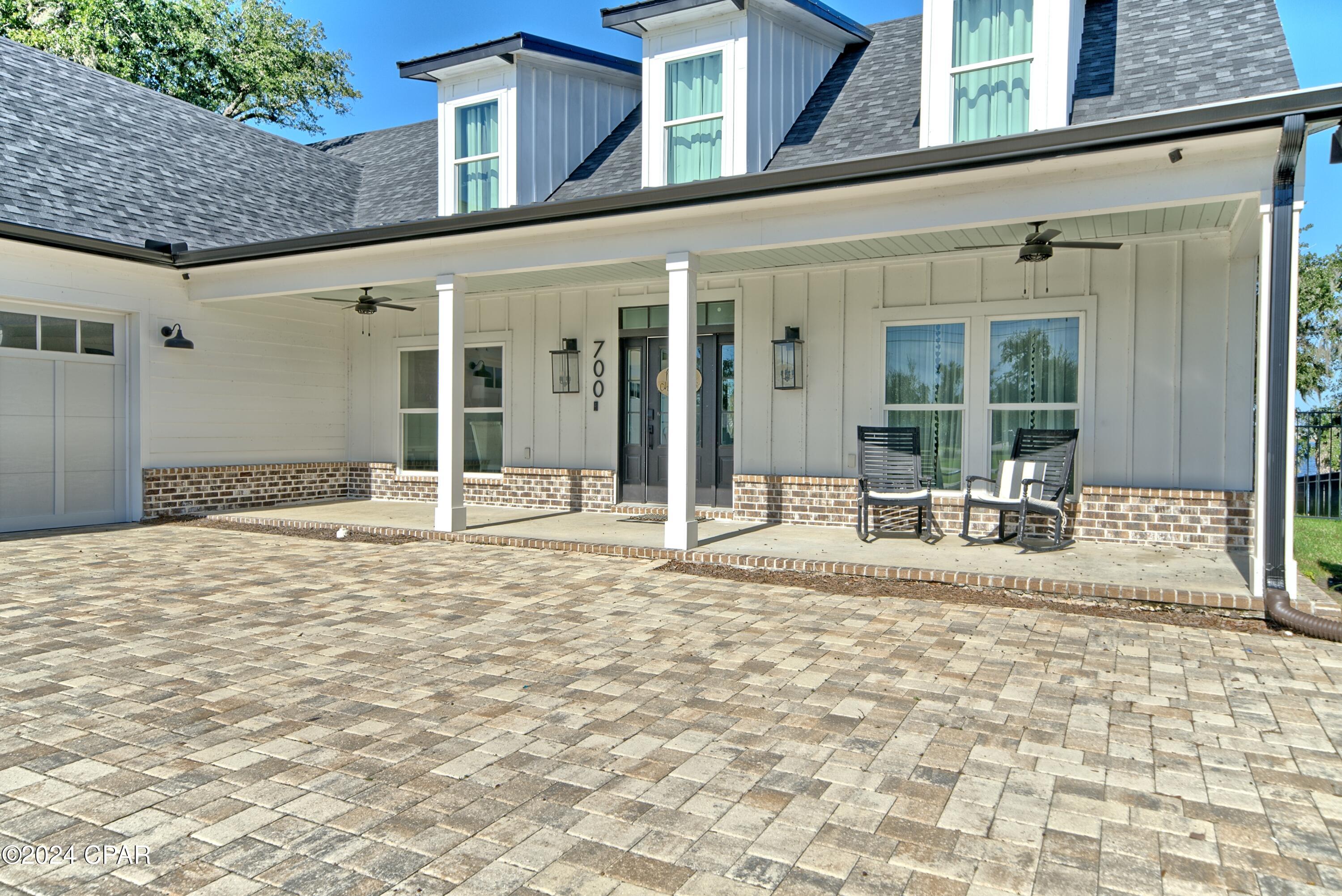 Image 3 For 700 2nd Street