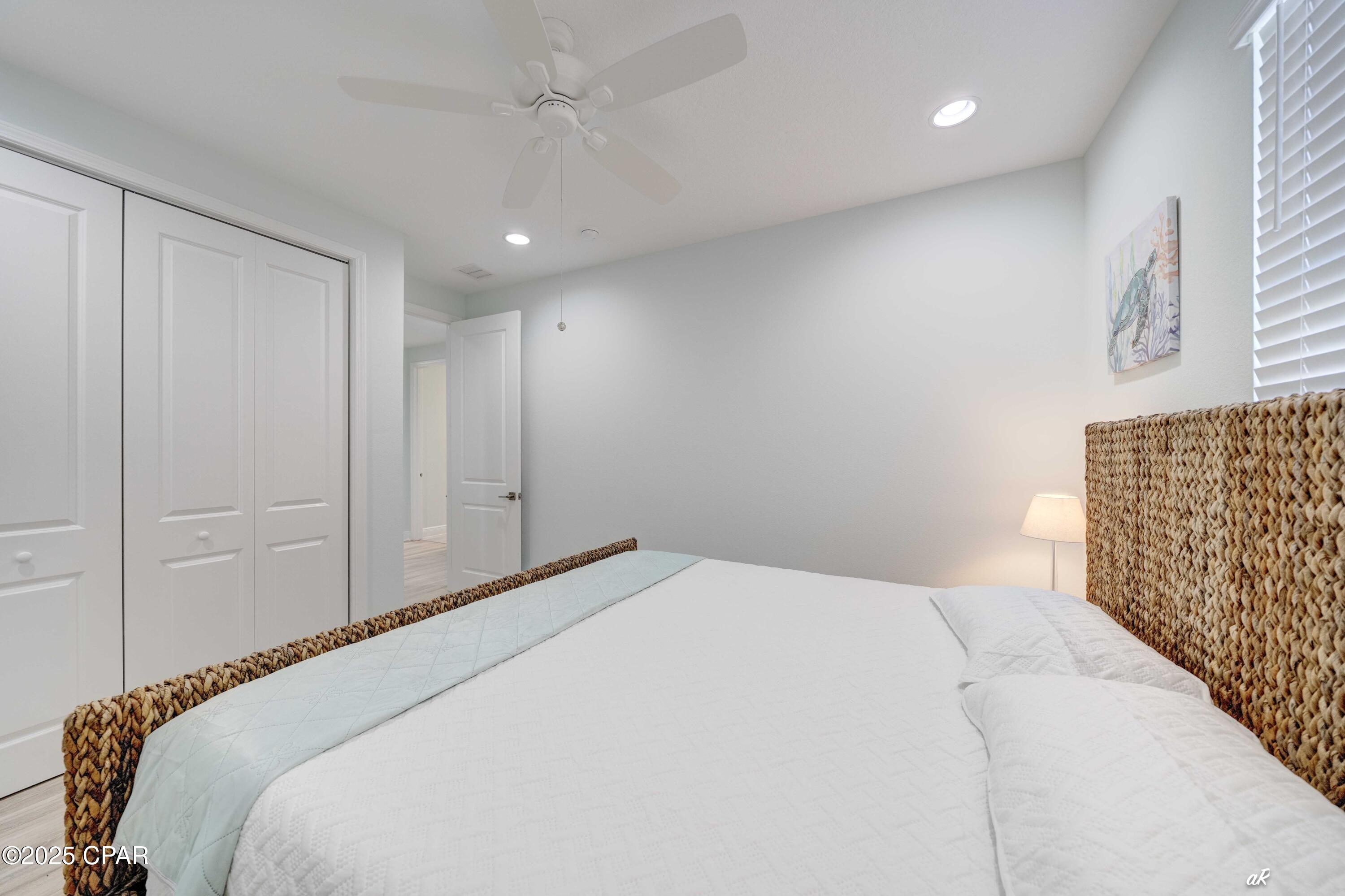 Image 22 For 8627 Shell Sink Drive