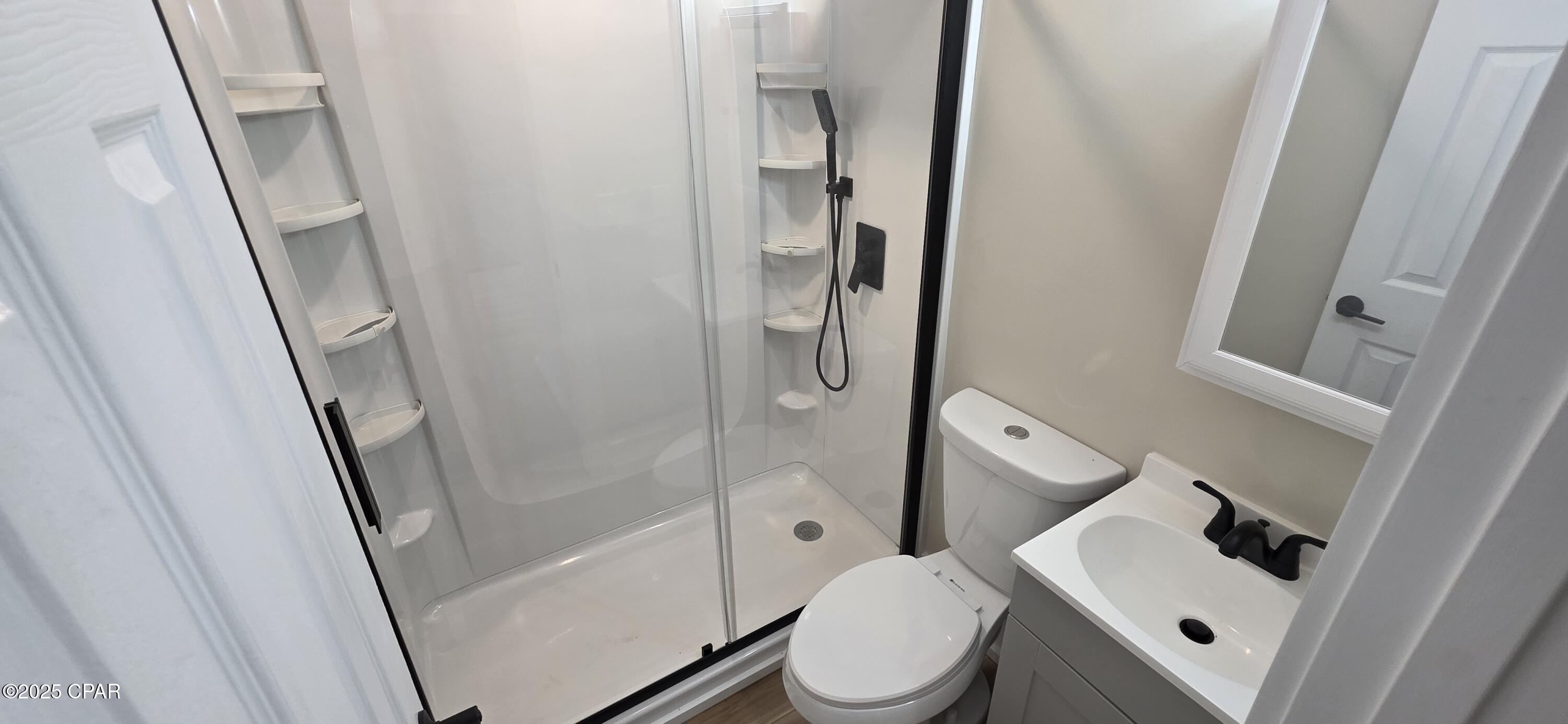 Mbf93pqi_nvryd1thigmdw4nzxymrh Ax3vmsuvh7w8