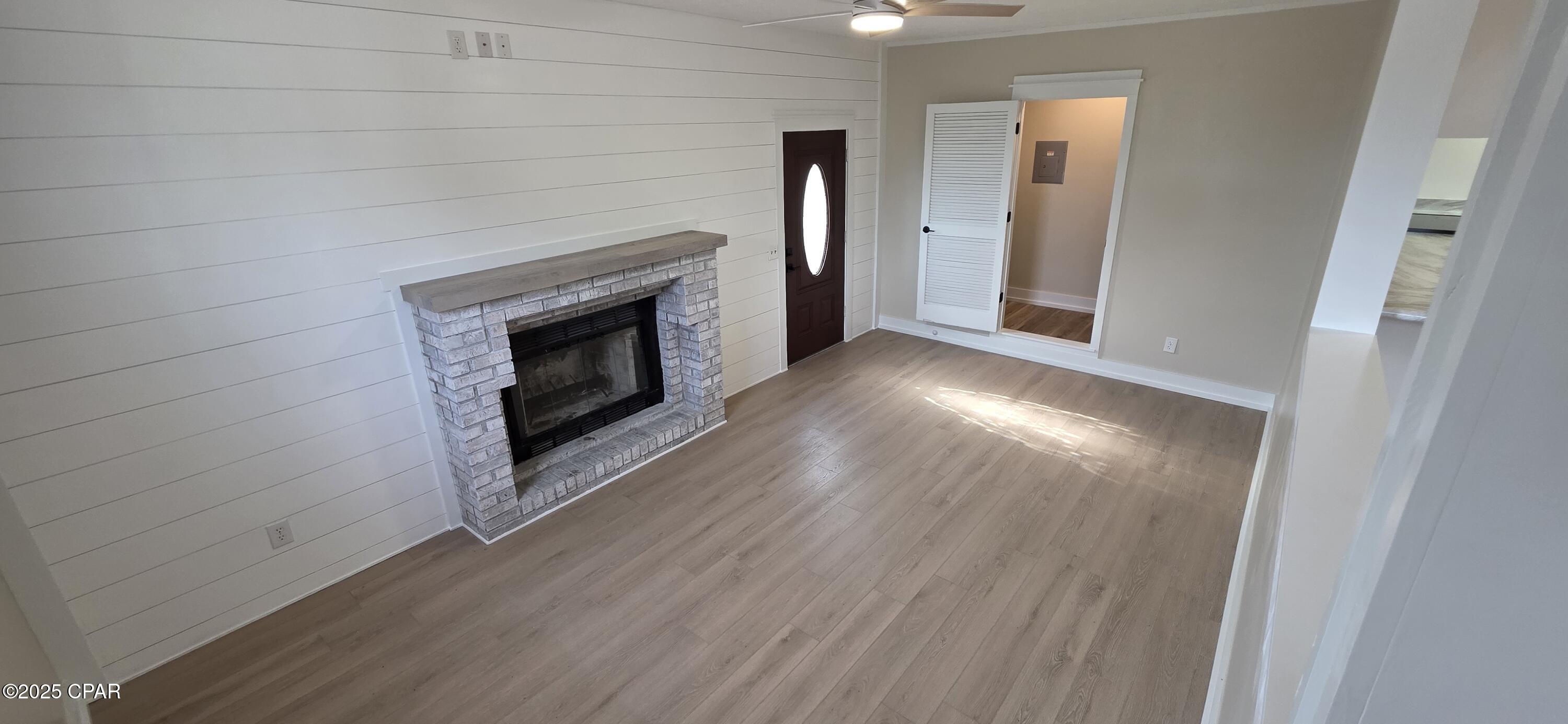 Ryyet Qtsjkvtfiqemullirztxyj6wcvnv87lnxzirc