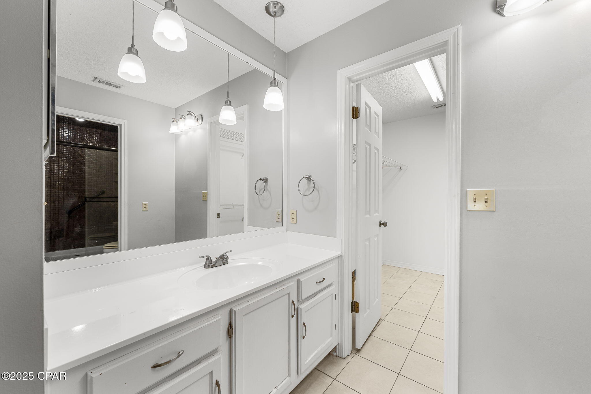 Hoxy1mg6b5riawp0plc Jlh1ic04imhemiyyhinlogw