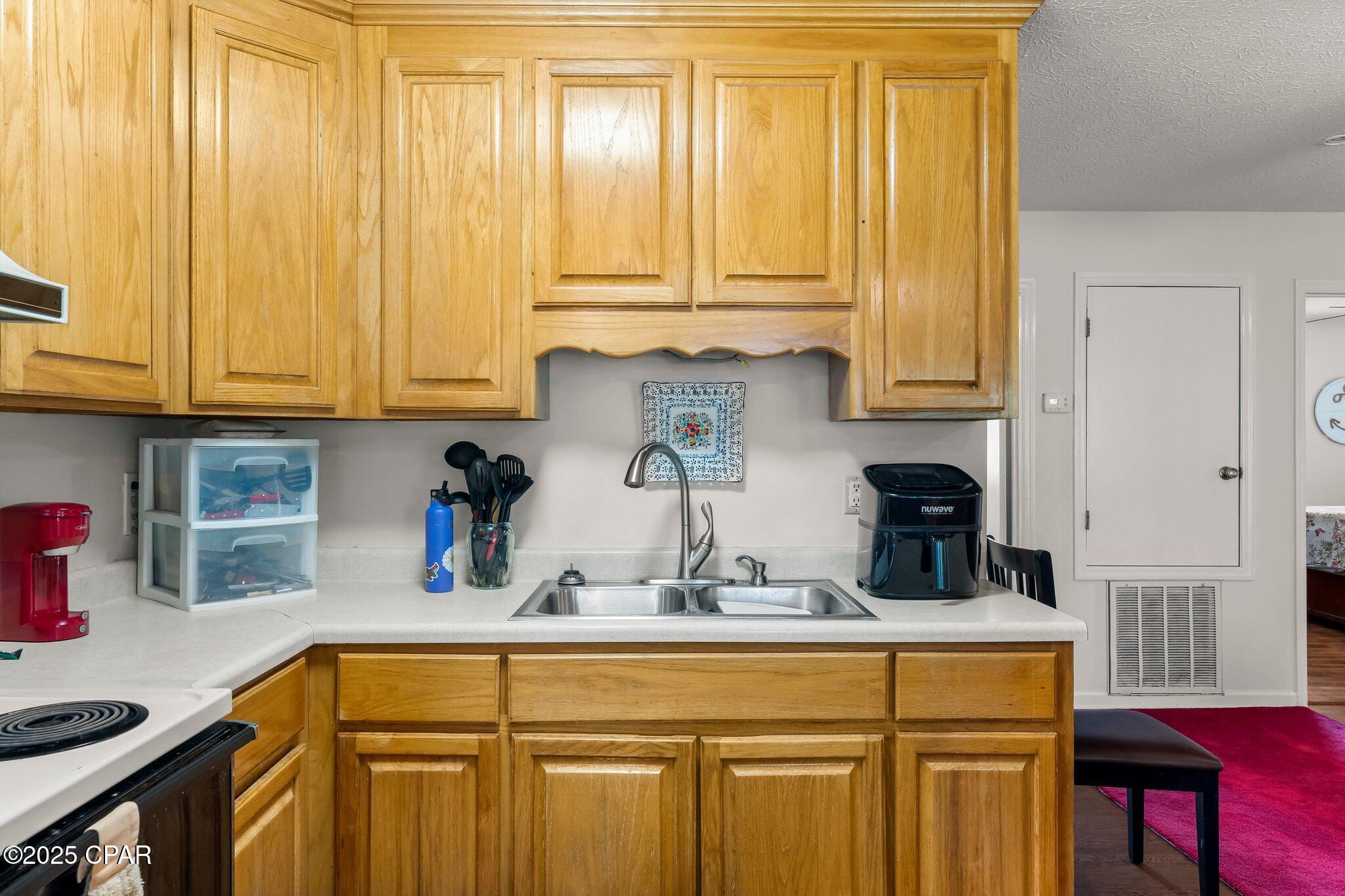 686wxalsyb84r5r_upzimu7b_9bg5ob4hiyaov Zjom