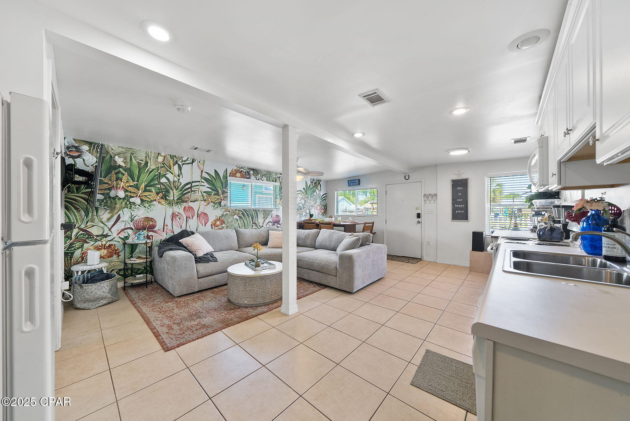 N_jhugzixze4nc7w2f5zlhovsnyp1tqocuqnvhz1myc