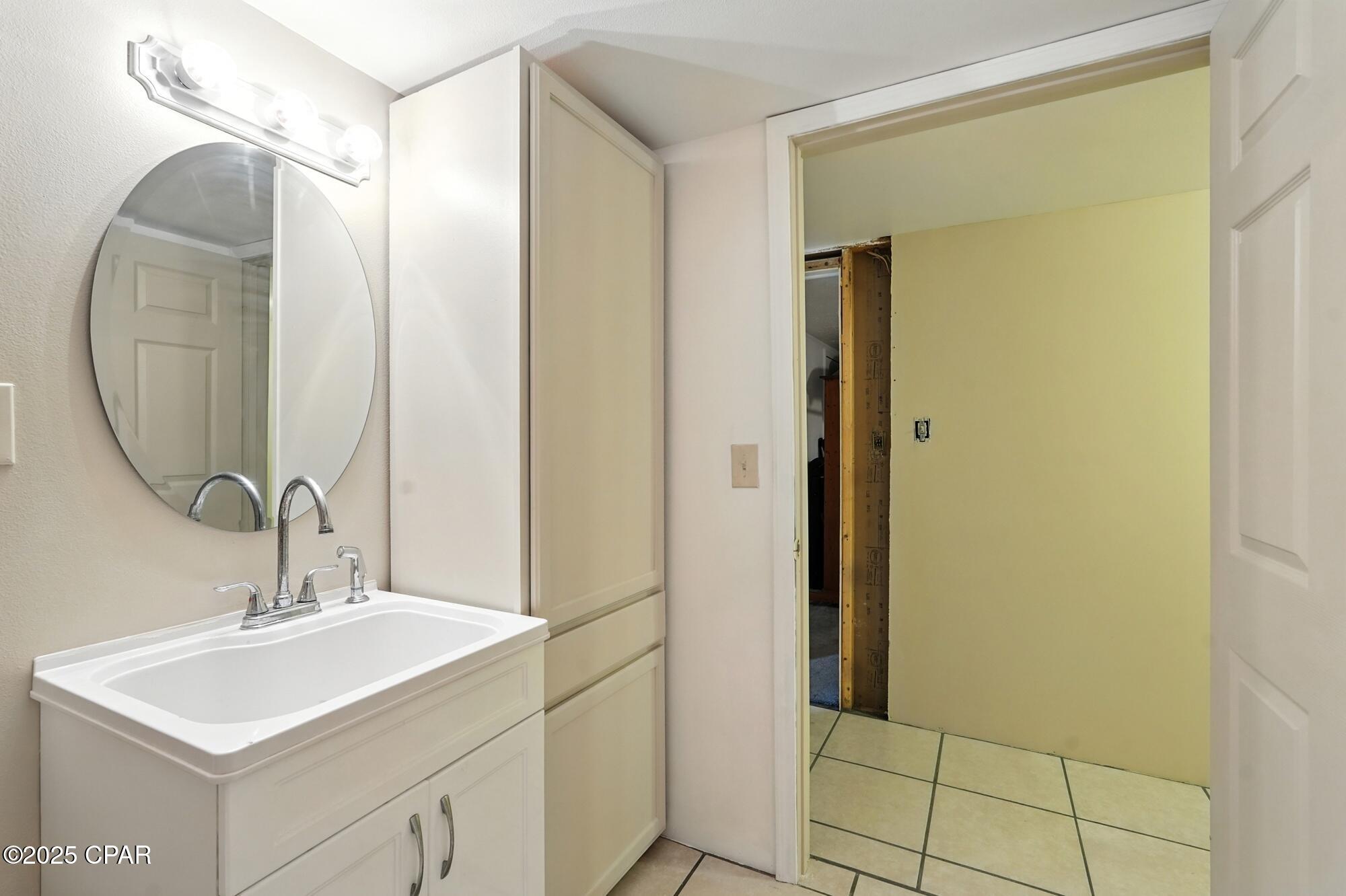 Hbwtuceypfk3mizhk3iwxxtrexoqumtzrtuj8hpoogy