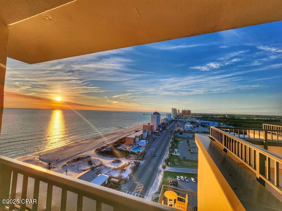 Rfxltggm1pyp22d0j5ndibi2svcn10uesnbyqpy Fau