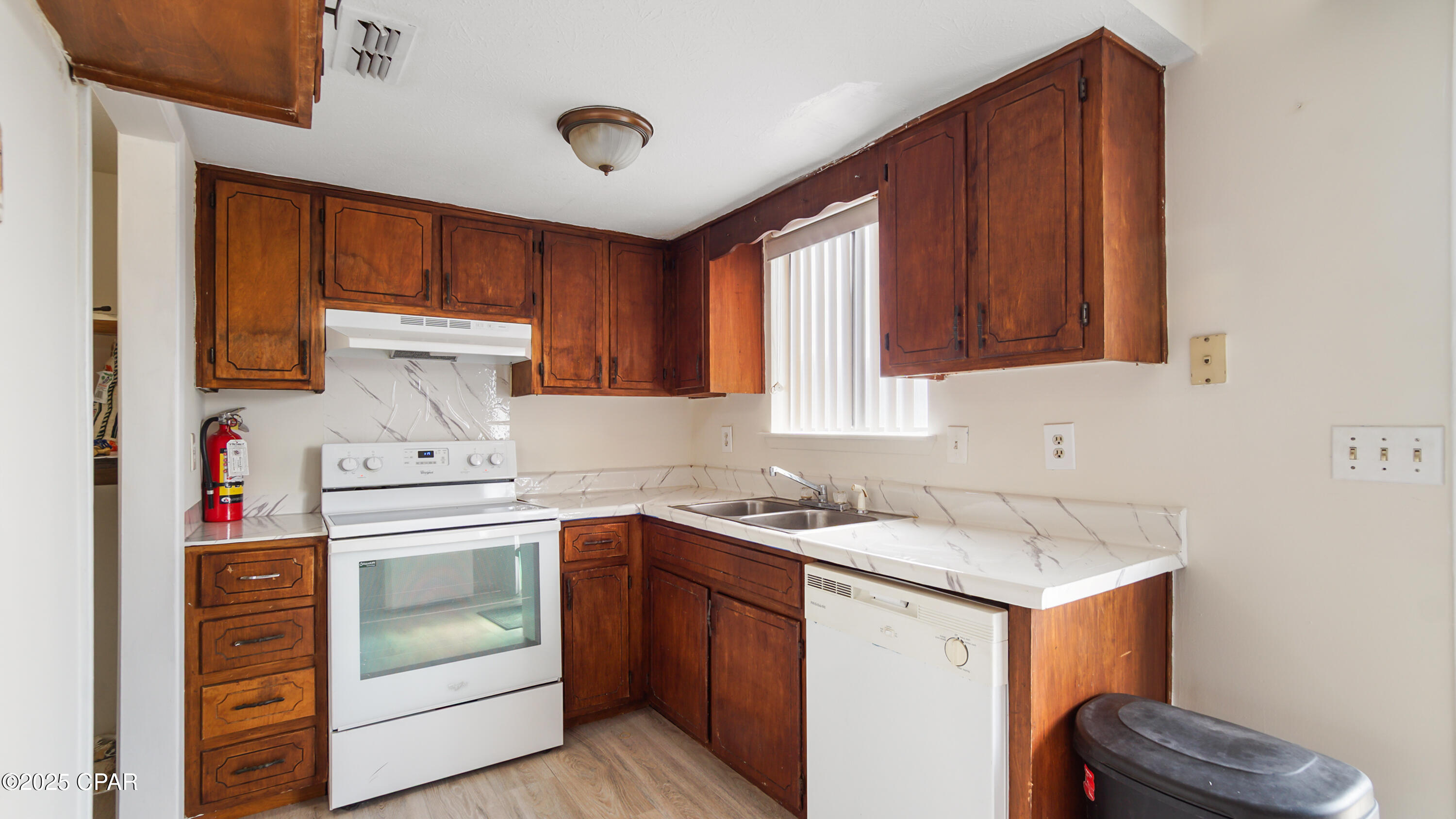 S Wamumrvmvuqnrp4upvq8seljo 19jss6_pvr2plwi