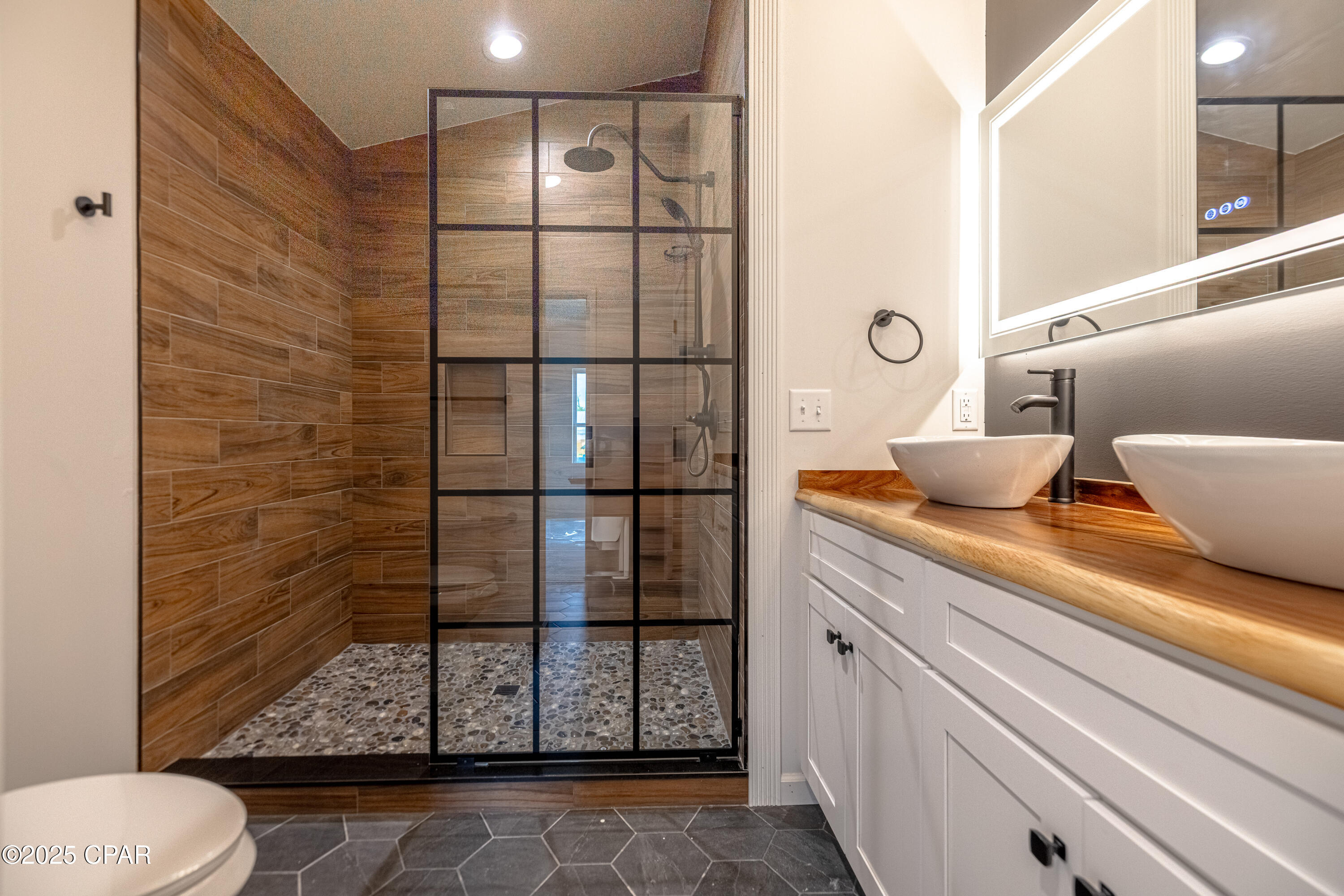 4vcjvne37gynulc Apmiyg6txdyiqe7jdjzsltc7hao