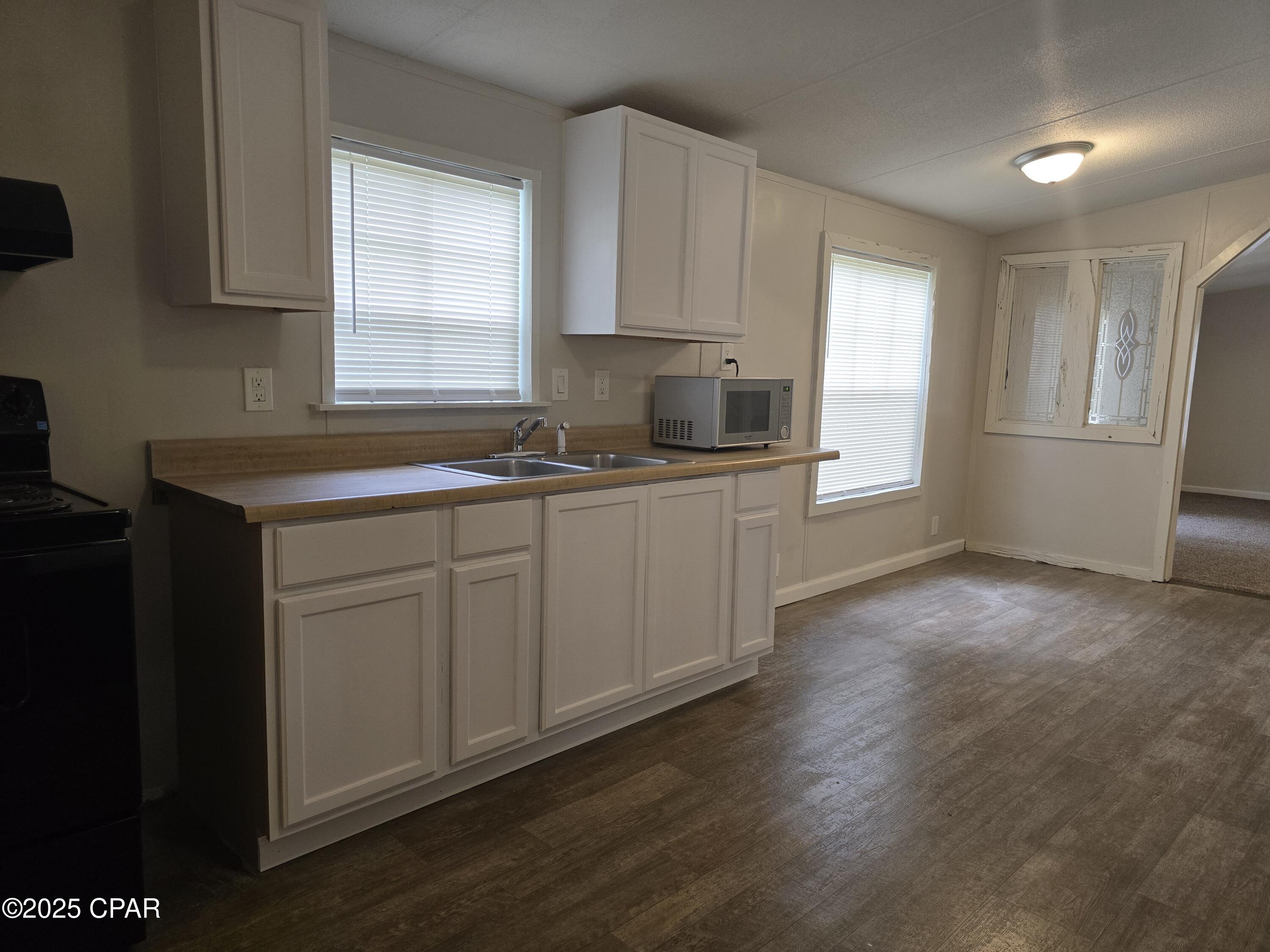 Image 19 For 1001 General Street