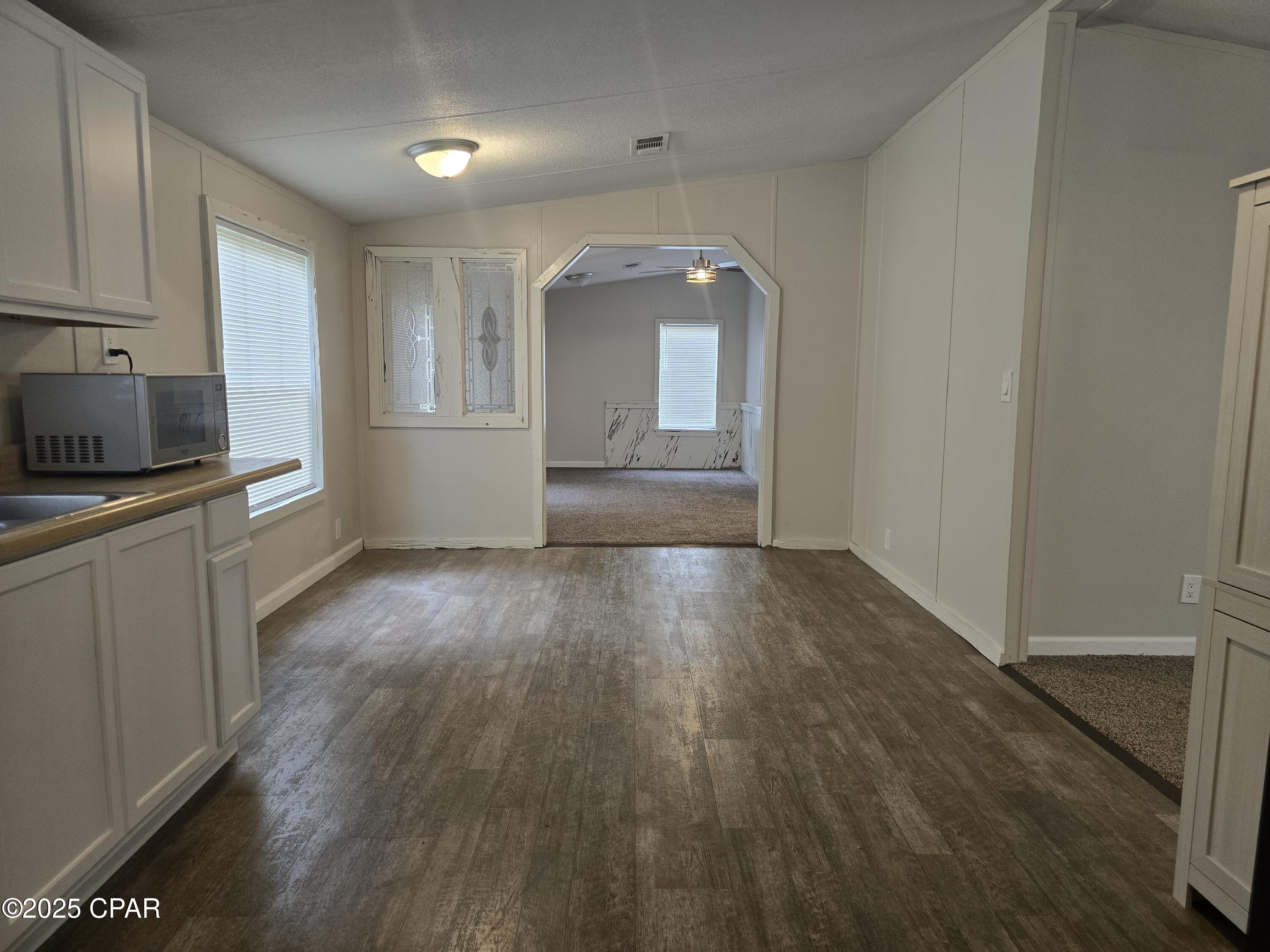 Image 20 For 1001 General Street