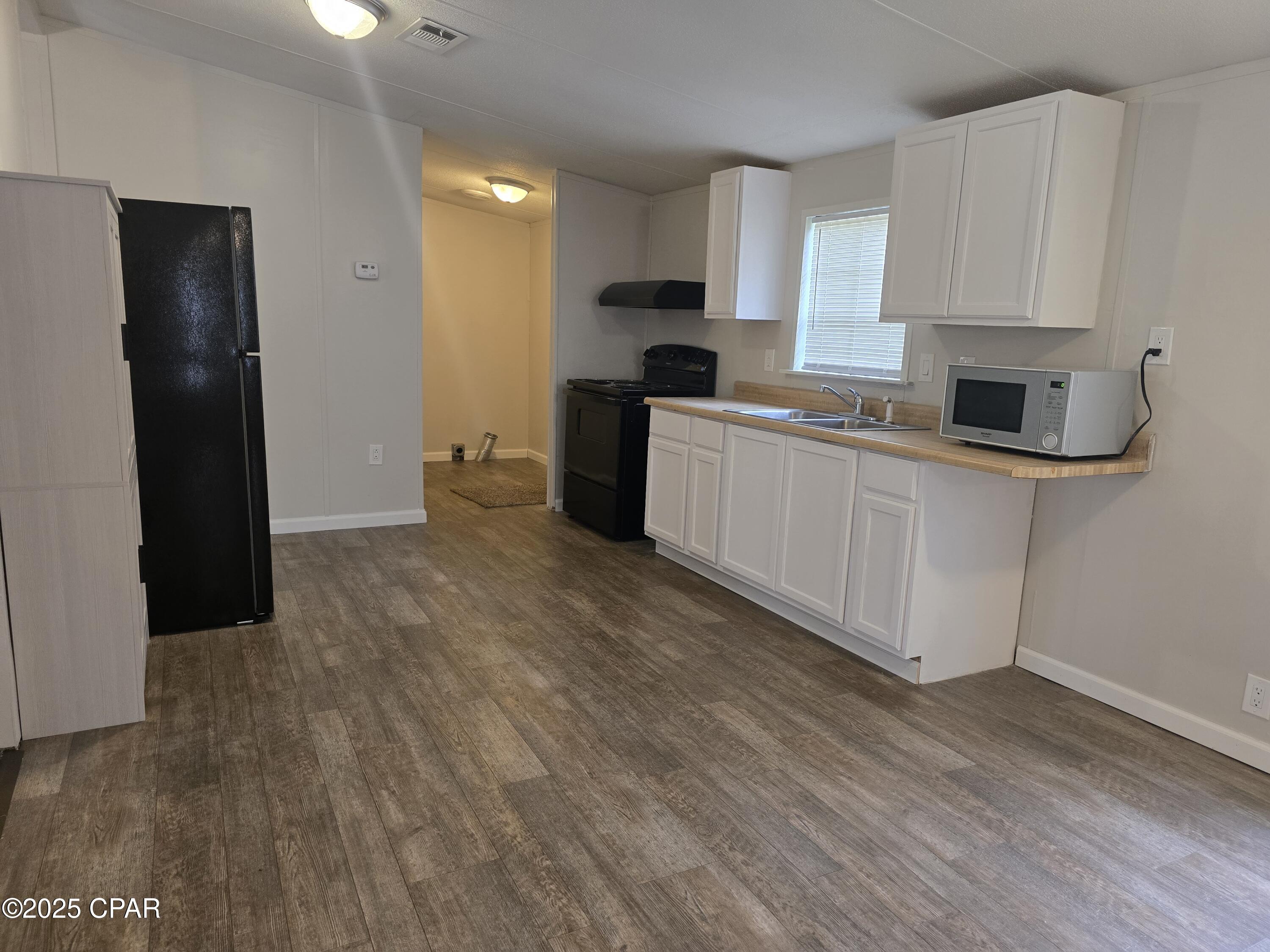 Image 8 For 1001 General Street