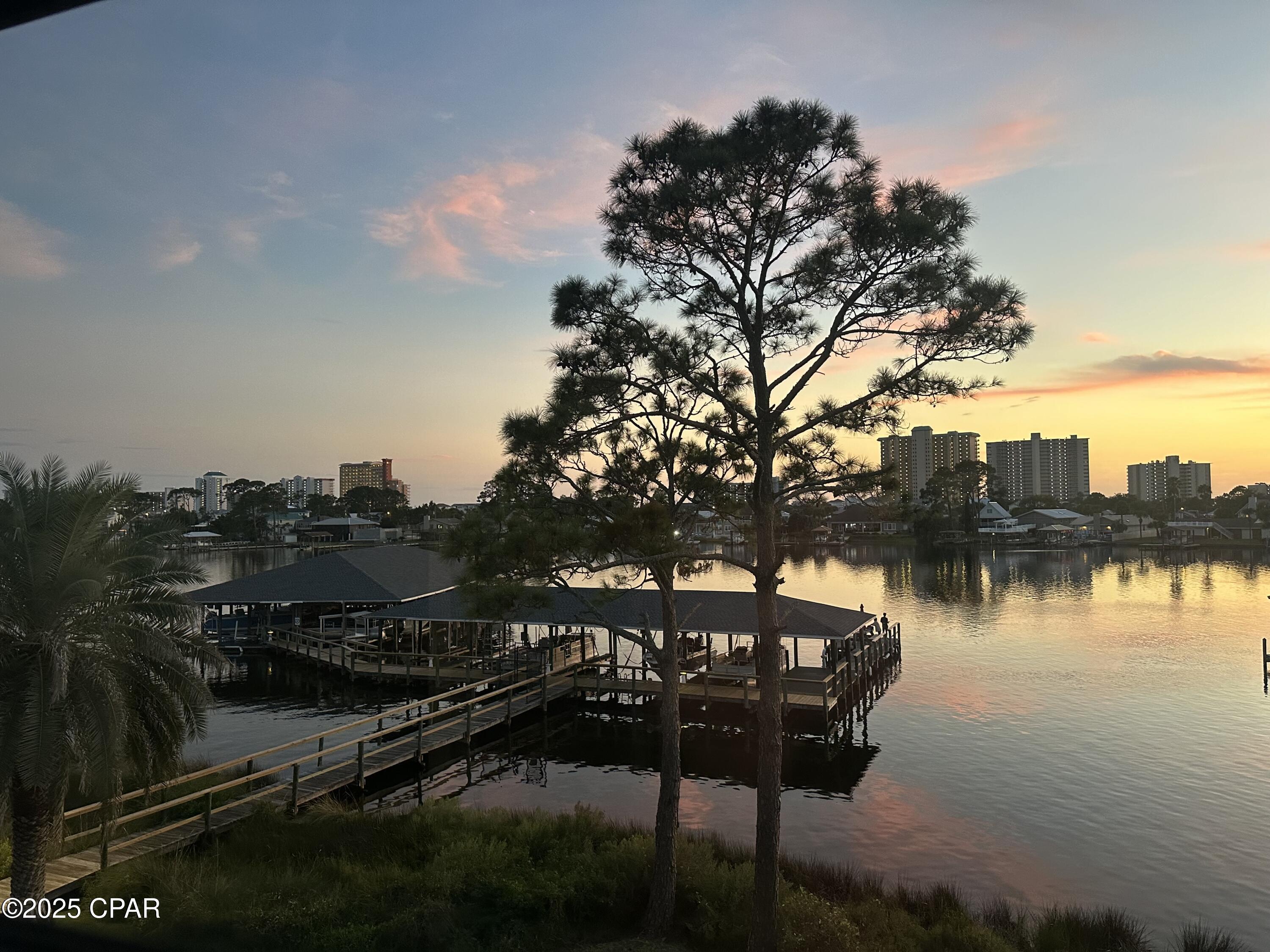 8xpludzdfsyoq0idsv6rs2tcmz4sy12r1mftuuez6fu