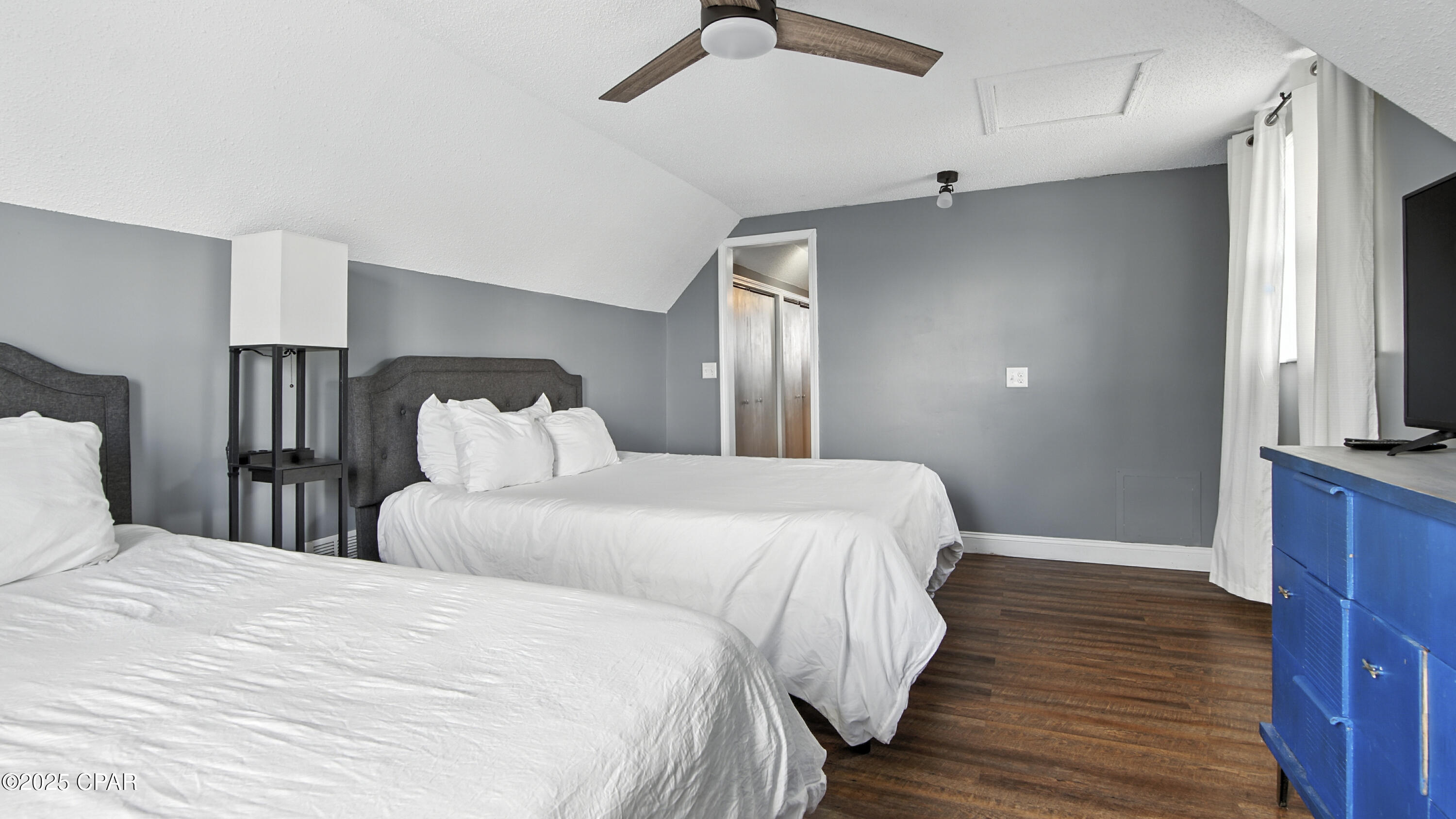 T1 Usg9zvgkqhnjcf2a4dbglujajxd5gyj6qzc3zo0c