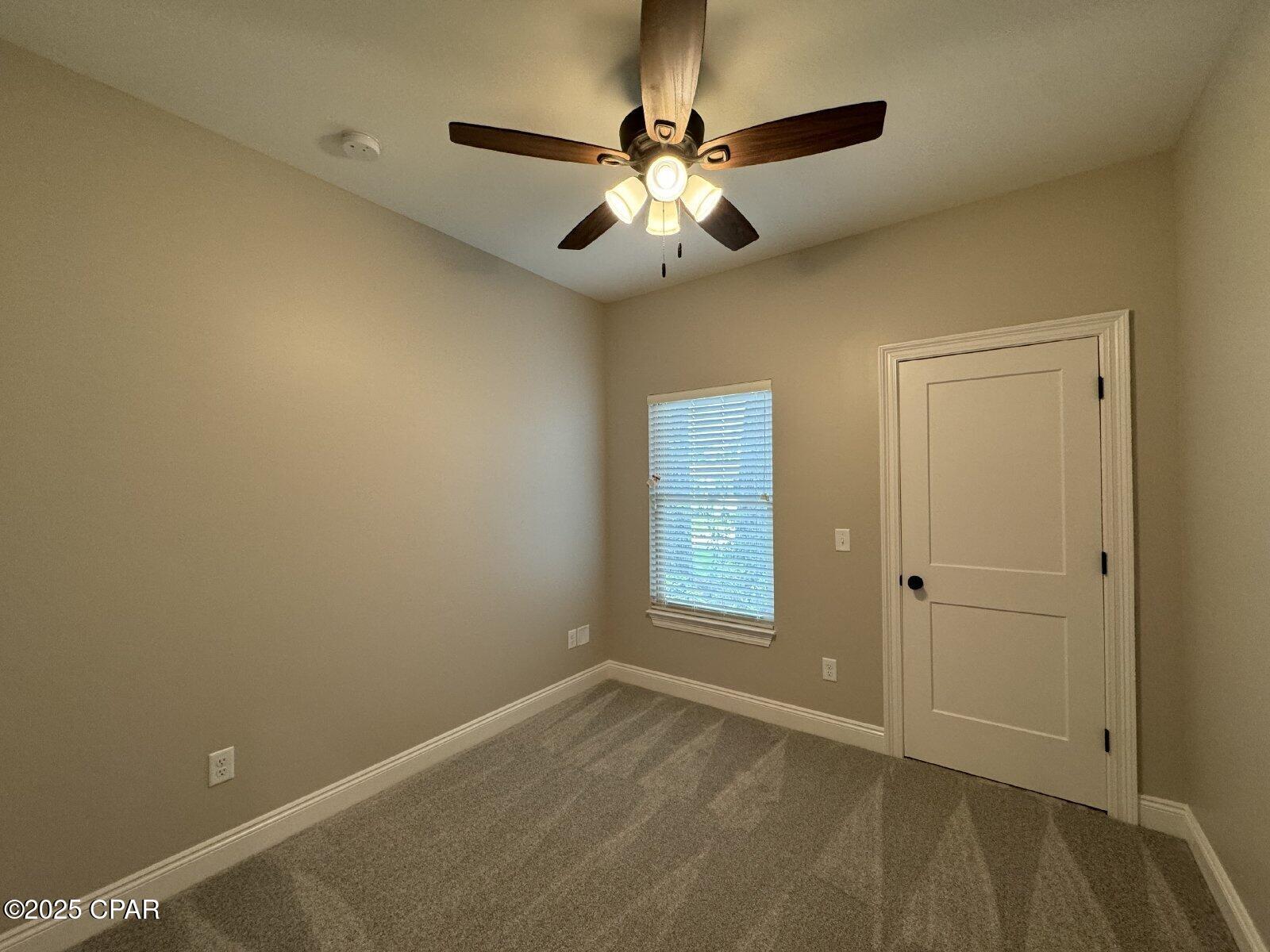 6qe1ulqz15rx8 8urjlnxomev49lehpcpwyljnl_tf4