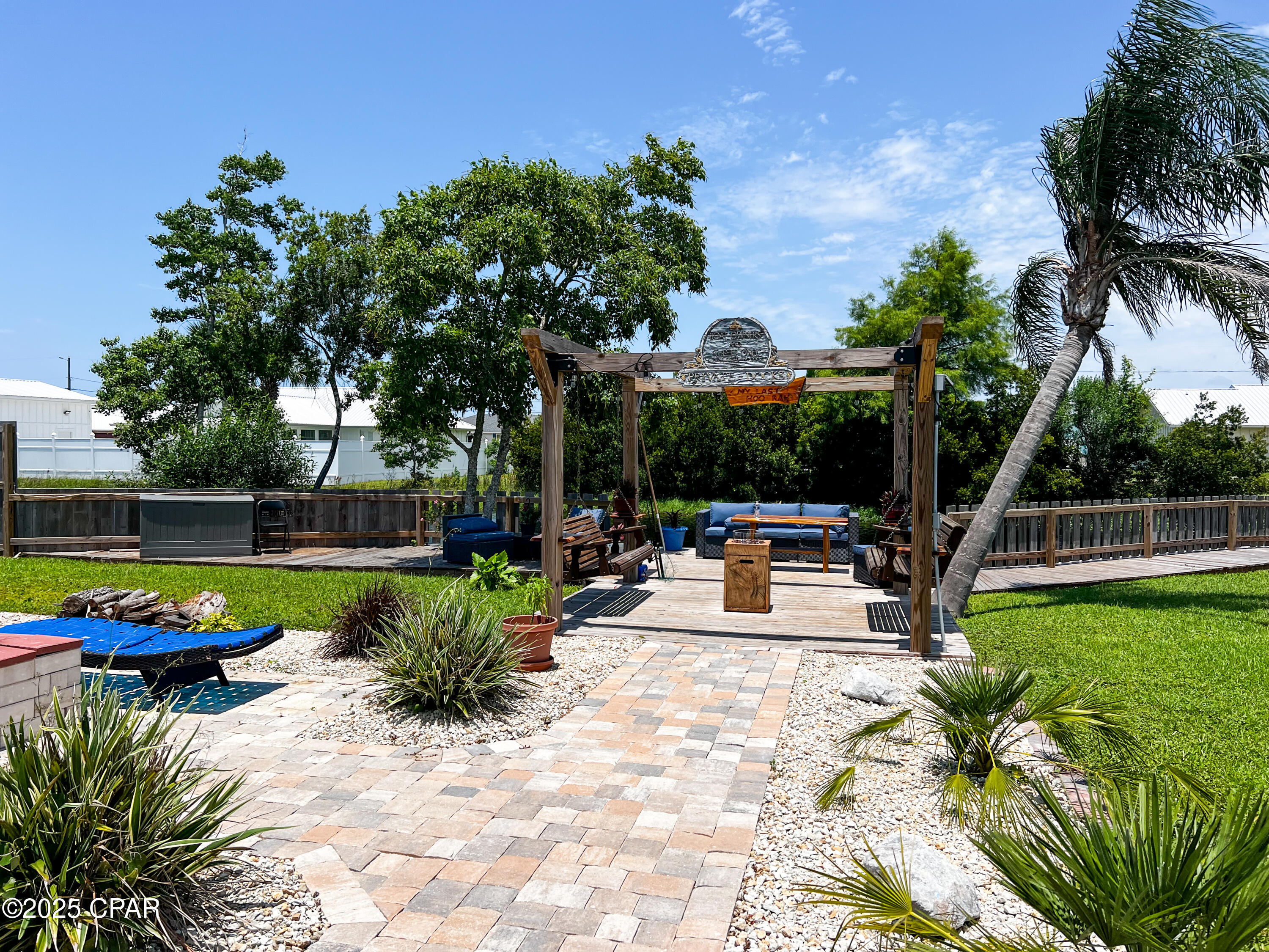 Qz8jht1s_pj1gie3oju5zjaocjvnmo30t S4_hqzxkw