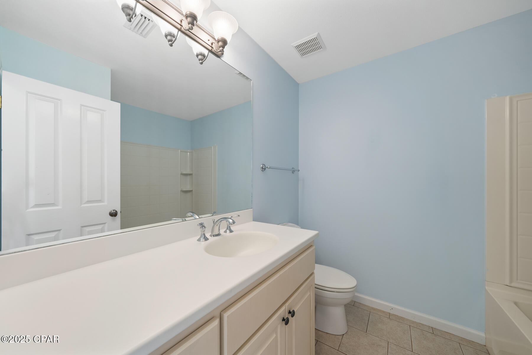 H Ff8bakm0da3jovit7lwhgc7y3jp 48ge723v6szdm