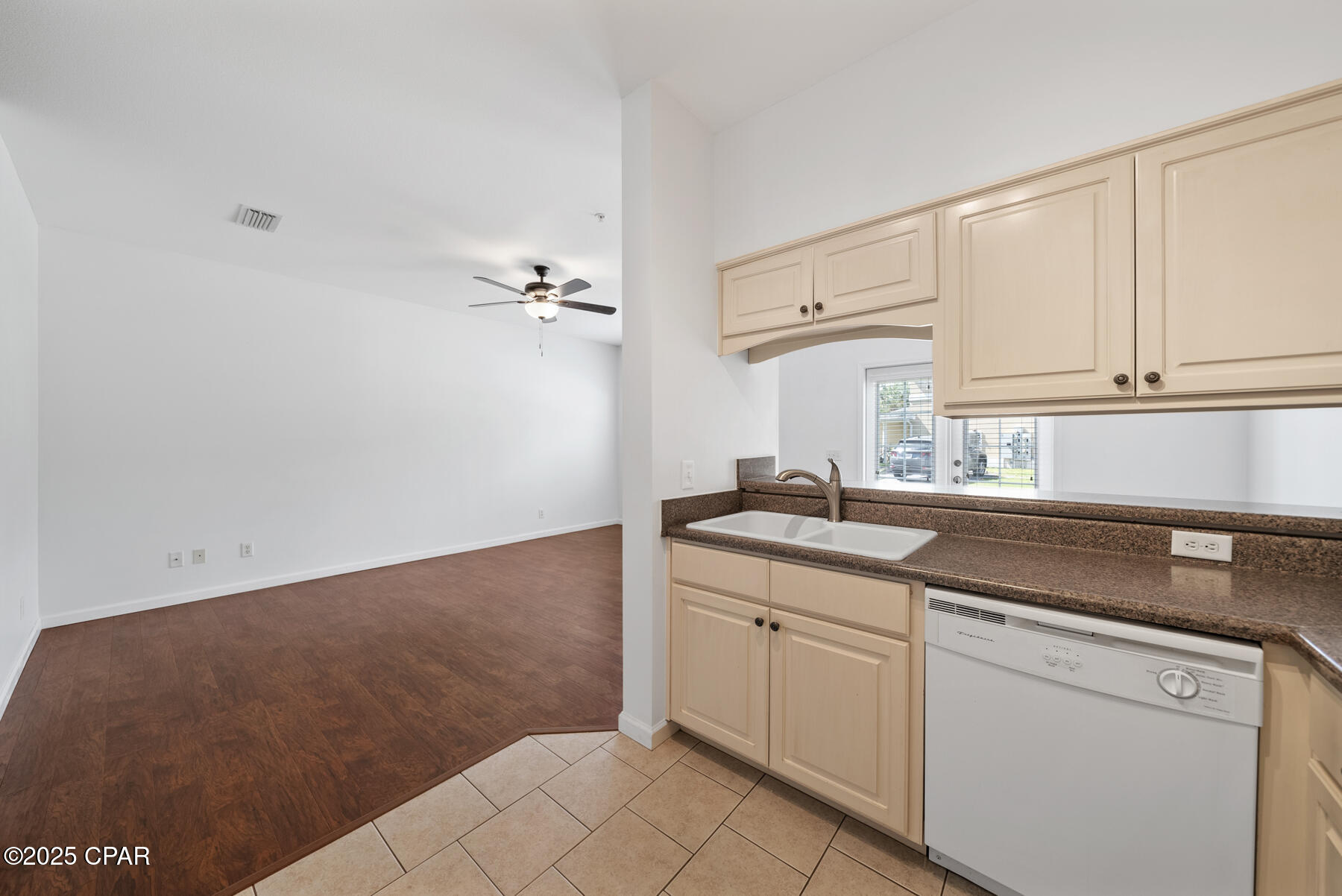 Xesfwdclwndwxw0oakzz_h2u35vfhqu1ehnsdyjo328