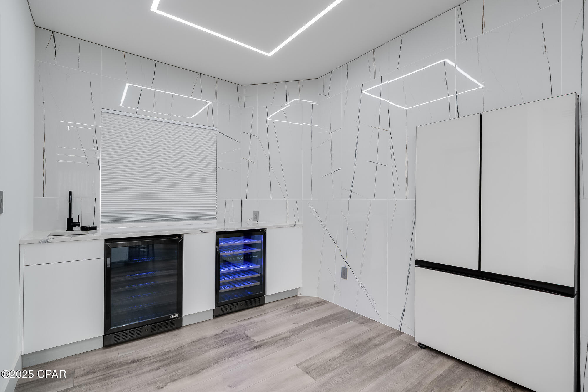 Cprdvg91amzhqu6_dcpmp 6mpp5zuxdaiz840xnptvu