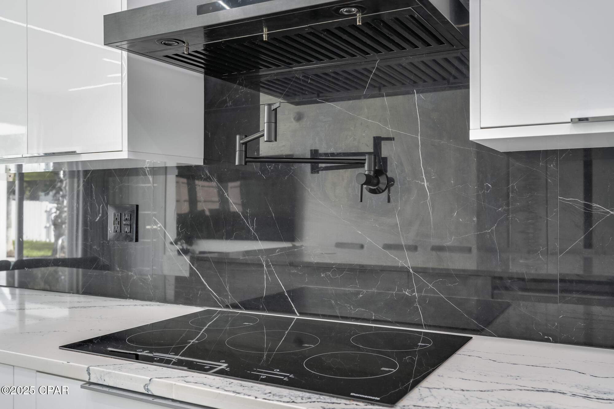 Lktm61hqa7ttpzorui7lu4opgi2fdmdf11qnybzv27y