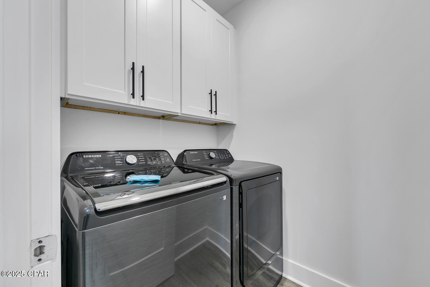 Hxl Kzb 69cli2aeyrafj1vfywhgmdgtzgo7bhsxivc