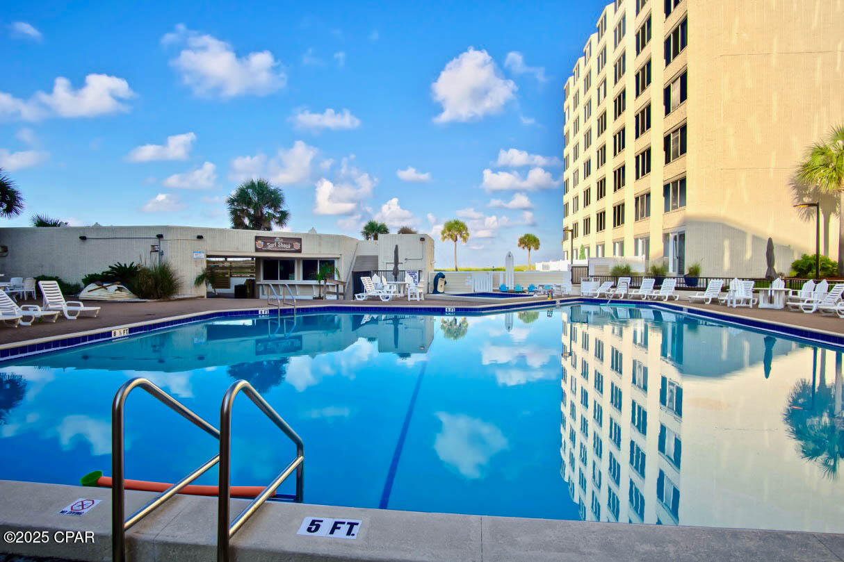 Image 23 For 8817 Thomas Drive A112