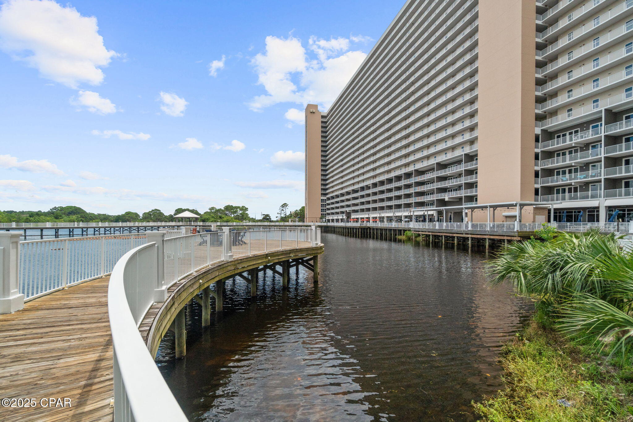 Image 39 For 9860 Thomas Drive 714