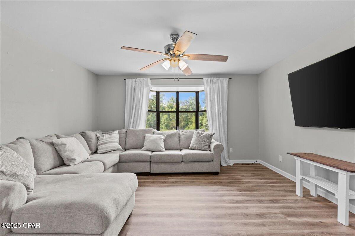 8f14ioegjp_rcmc02yxqwextos 1pq9xoi5tehxmluo