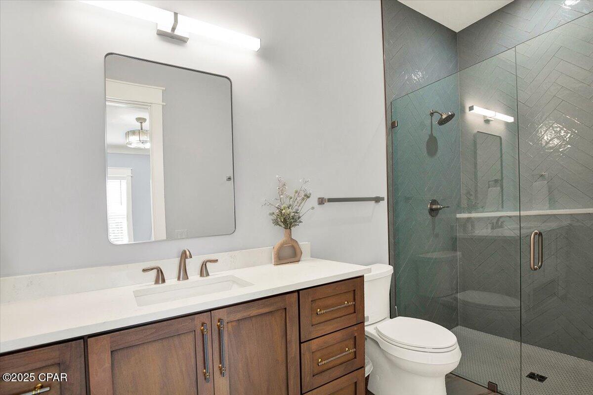 F Xttewesa1kvsdijuxwe1nzowfhcfmz3ku1avlacii