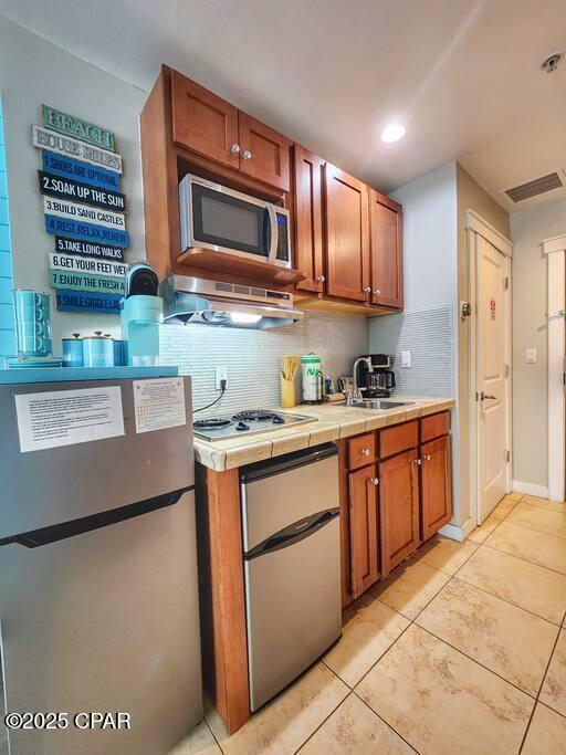 9ibiiro02htwgw8vbe_gjpccytyjm3n5lvezsuj7pla