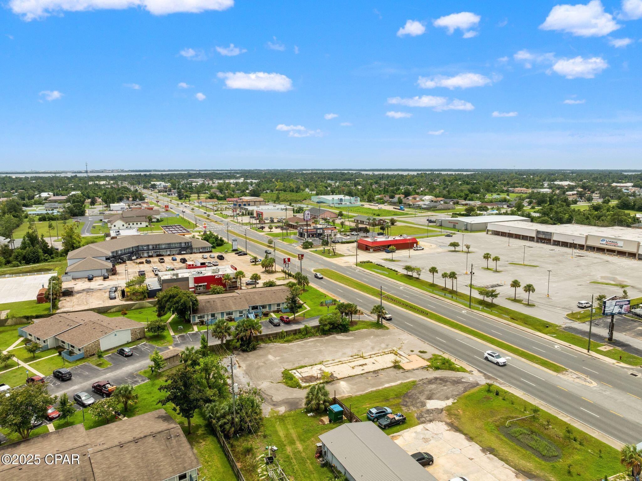 V8g7edwmxuzrcn_ujgfp 00jtitzmj6es3_v0xdhlza