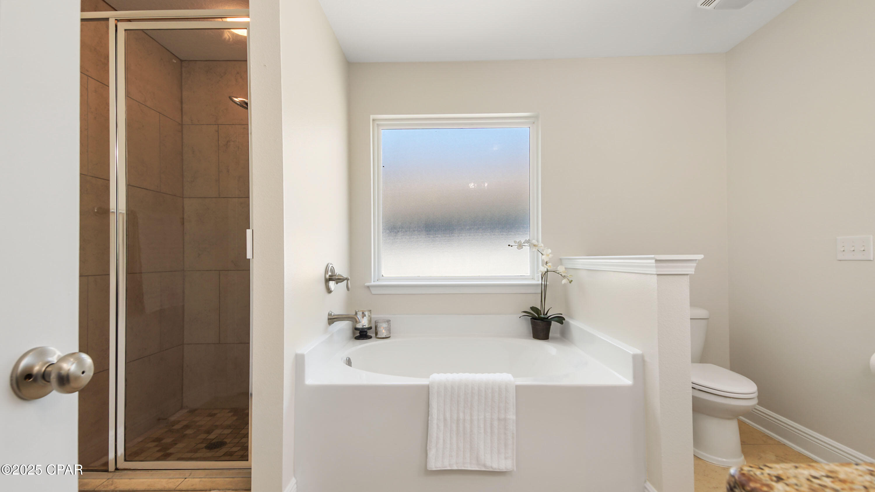 Image 26 For 76 Mosaic Oaks Circle