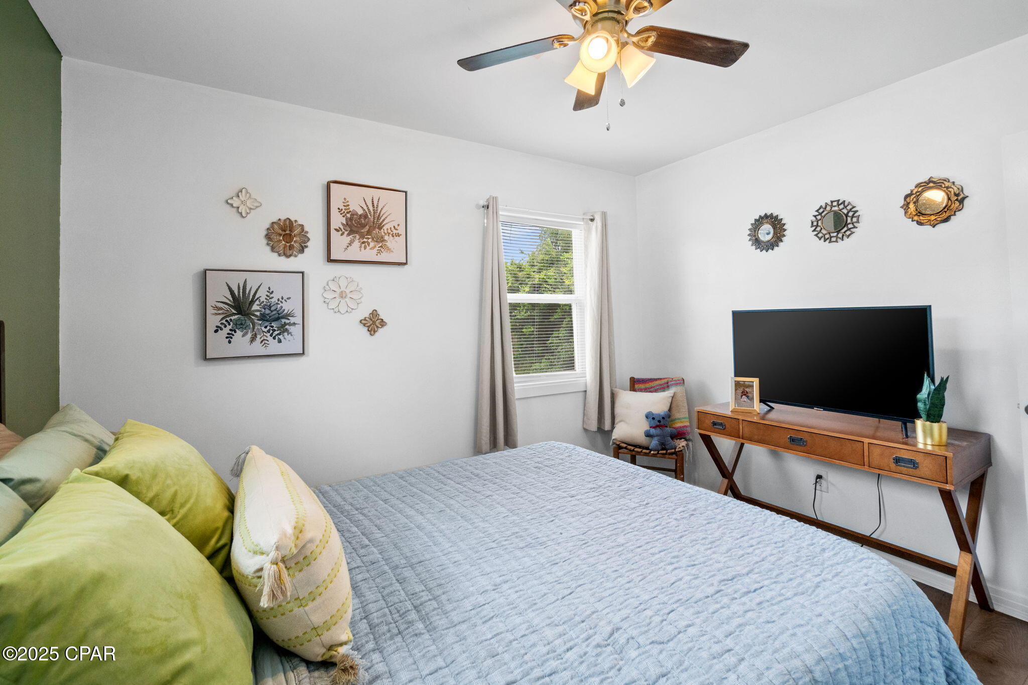 Rykxk3ksy1uvdc3wqbxxueg_crayhhwu3zdm2j1kl_m