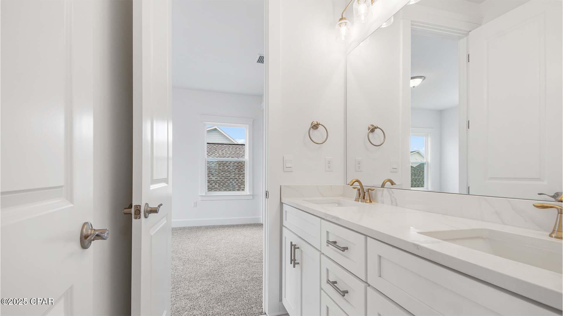 8xnymlbv6aftnbc8agqcg0pzkz3rdow26hbcxtuh Fu